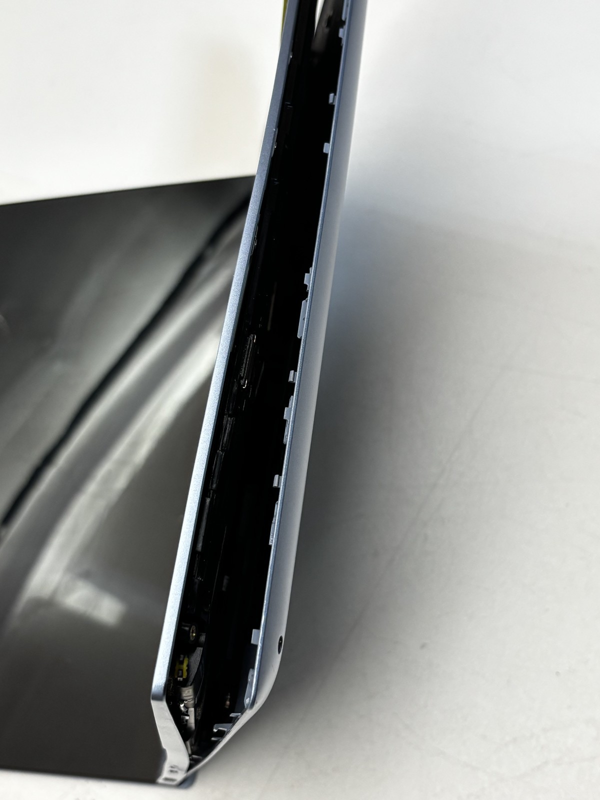 Dell Inspiron 14 7435 Ryzen 7 16GB *FOR PARTS REPAIR*