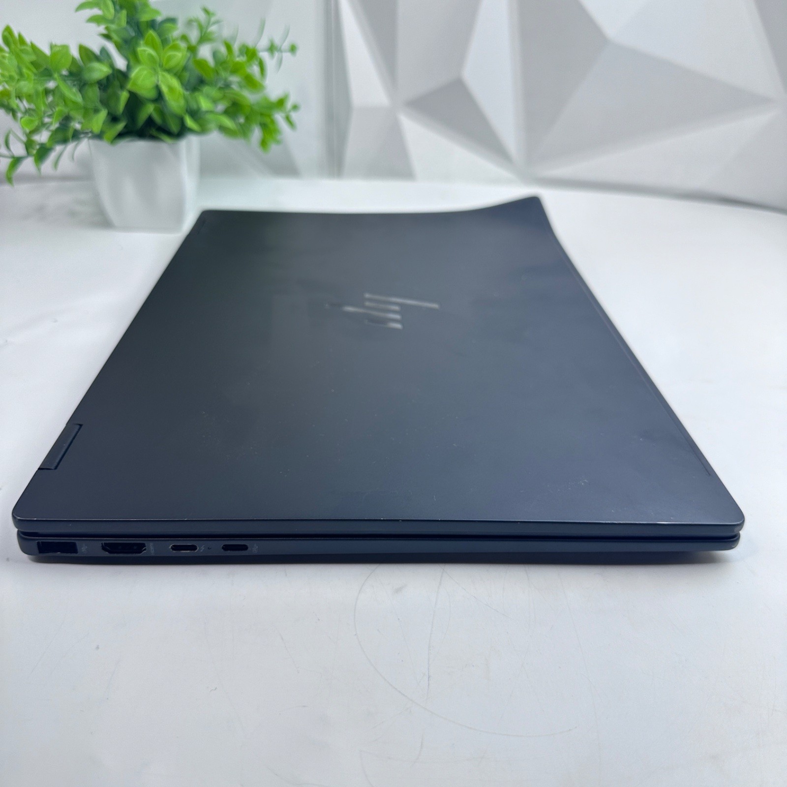HP OmniBook X Flip Laptop 16-as0023dx, 16″ FHD+, Ultra 7 256V, 16GB, 1TB – READ