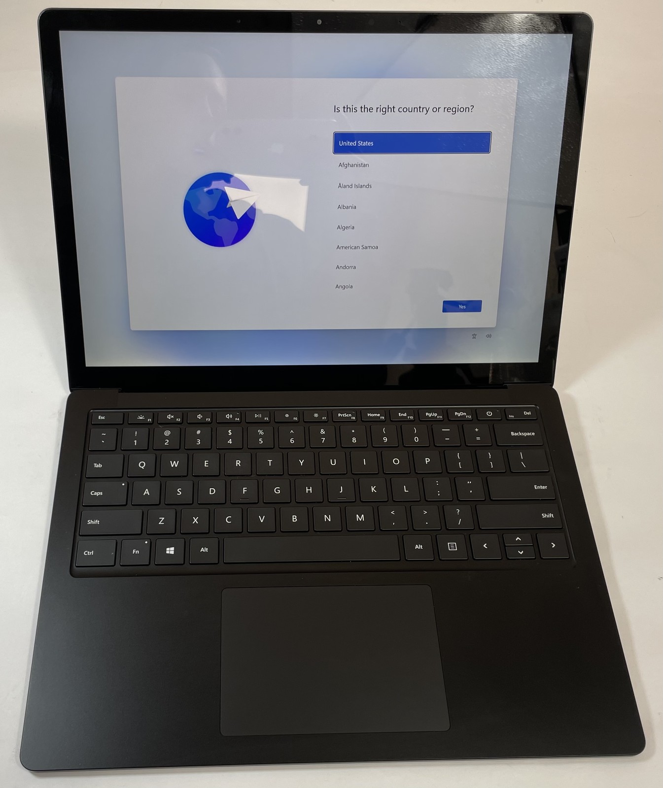 MICROSOFT SURFACE LAPTOP 3 13.5′ i7 1065G7 16GB 256GB NVMe Black W11 -SEE PHOTOS