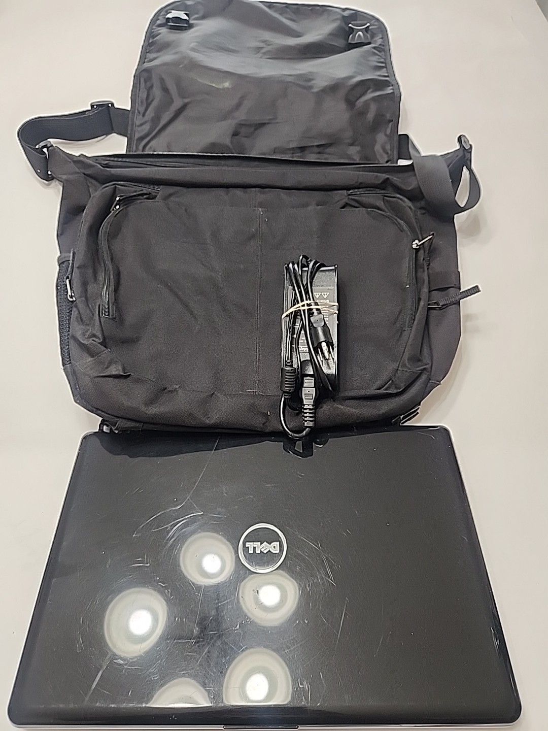 Dell Laptop Inspiron 1750 Windows 2007 &Extreme Laptop Bag FOR PARTS Not Tested