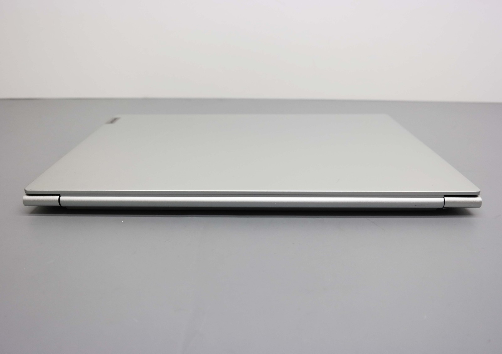 Lenovo Slim 7 14IAP7 14” Core i7-1260P 16GB RAM 1TB SSD ISSUE
