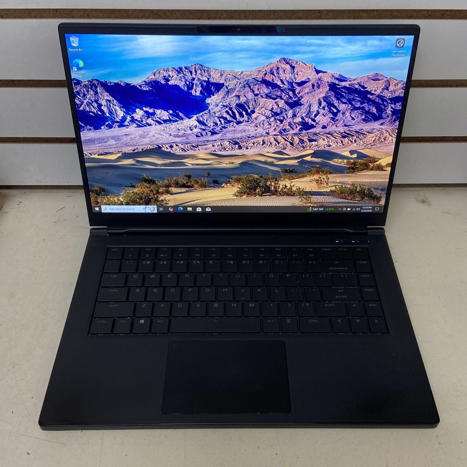 Intel Whitebook 15.6″ 144Hz FHD i7-9750H 16GB 256GB SSD GTX 1660Ti Gaming Laptop