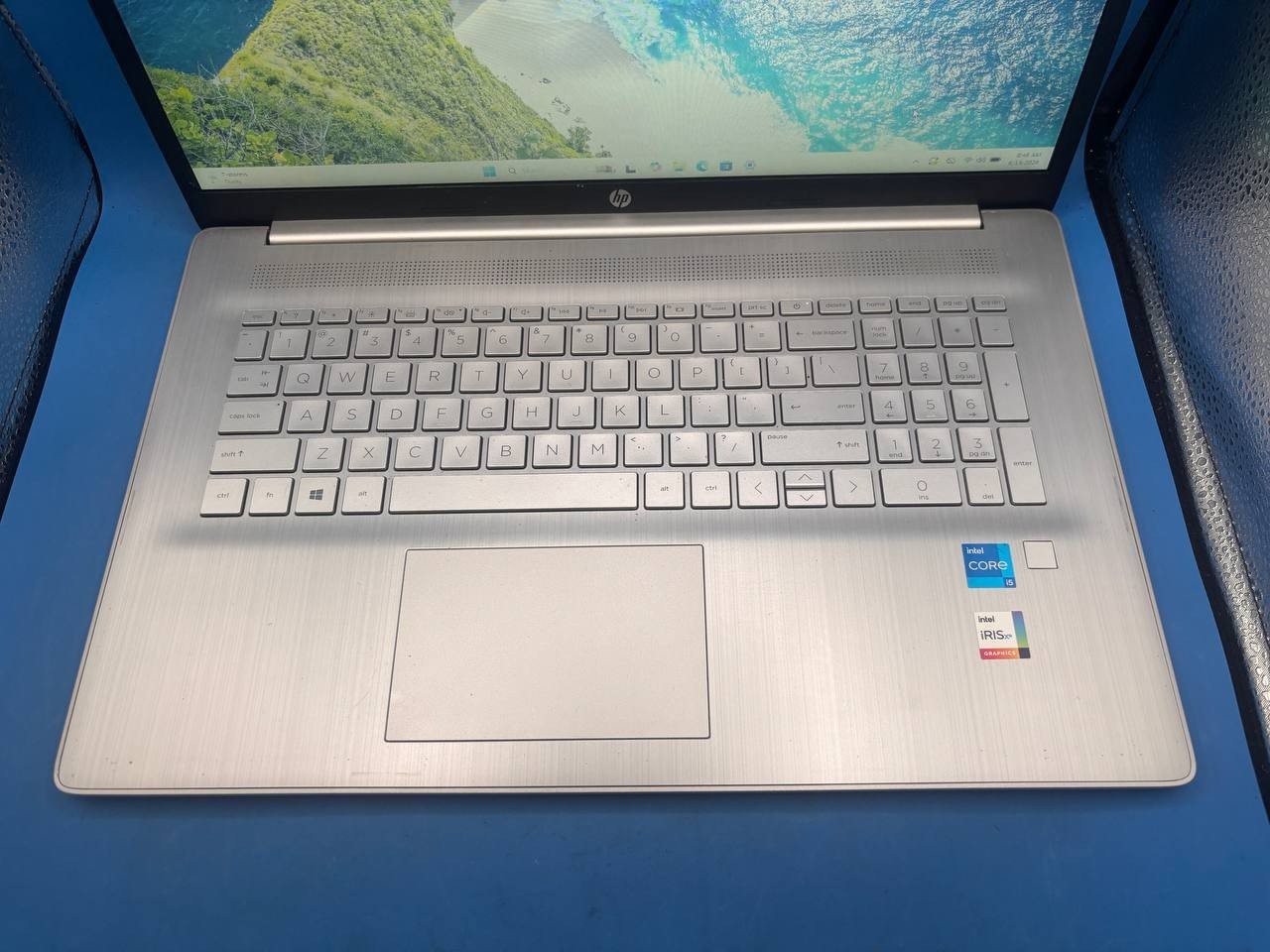 HP 17-cn1000cy 17.3” Touchscreen Laptop i5-1155G7 12GB Ram 512GB SSD *Read* PH9