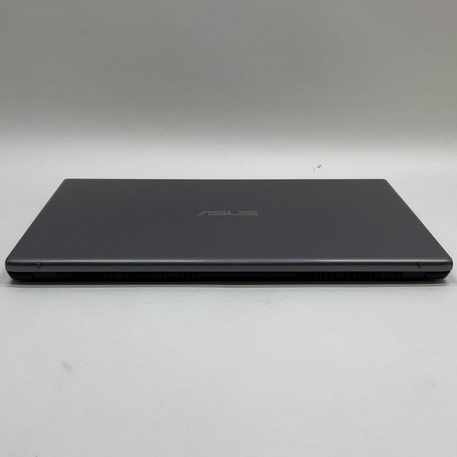 Asus Vivobook 15 F512D 15.6″ Ryzen 3 3200U 2.6GHz 4GB RAM 512GB SSD