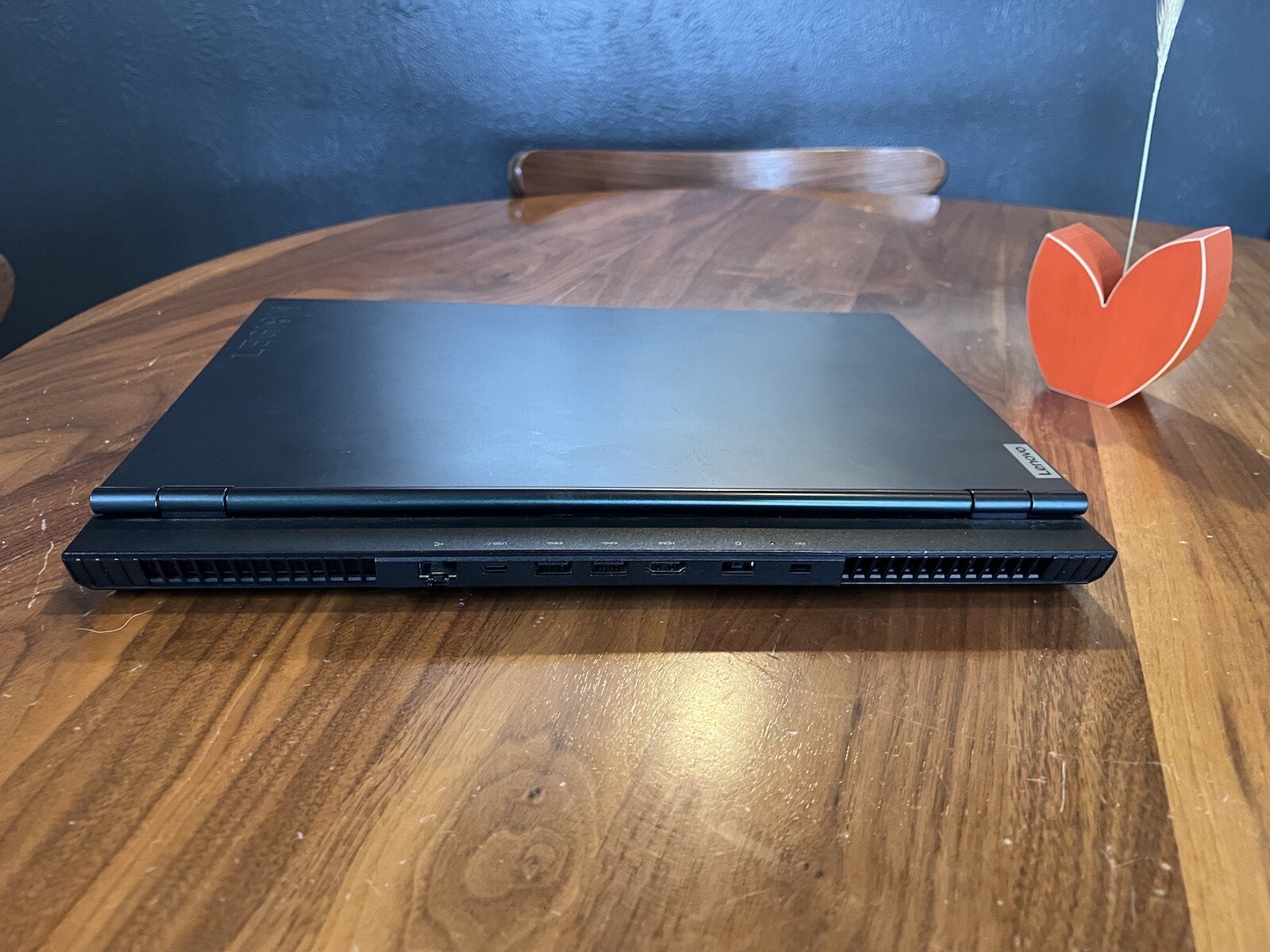 Lenovo Legion 5 RTX 2060, 15″ 144 Hz, (1.5TB SSD, Ryzen 7 4800h, 16GB RAM, 80wh.