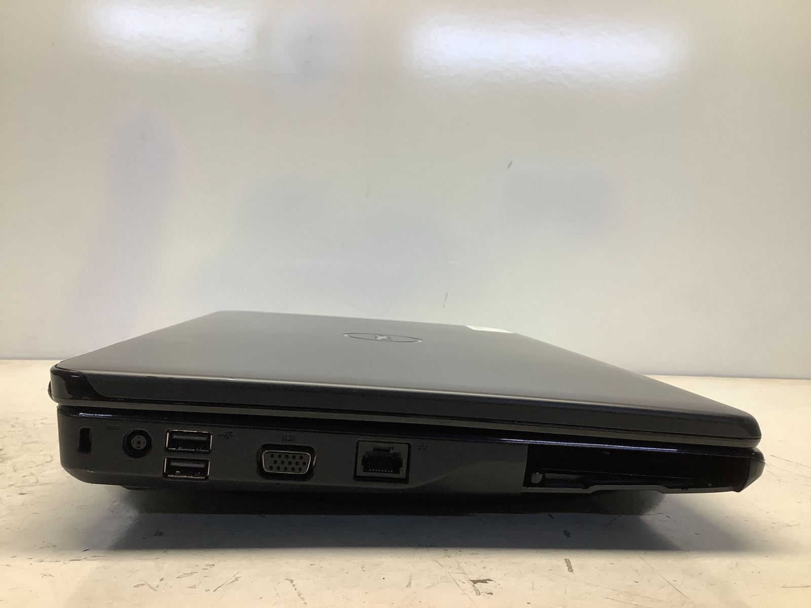 Dell Inspiron 1545 Intel Pentium Dual-Core T4400 2.2GHz 4 GB NO HD/Battery/Cover