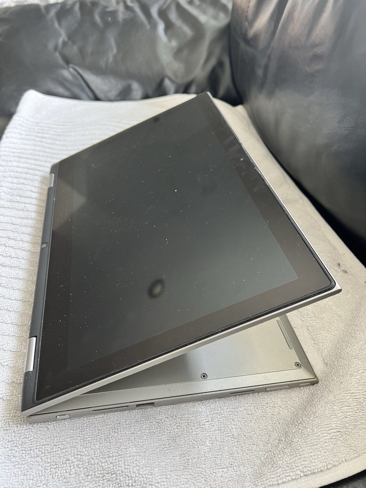 Dell Inspiron 13.3” touchscreen, (i5, 2.7GHz,8G ram,500G HDD)-factory reset