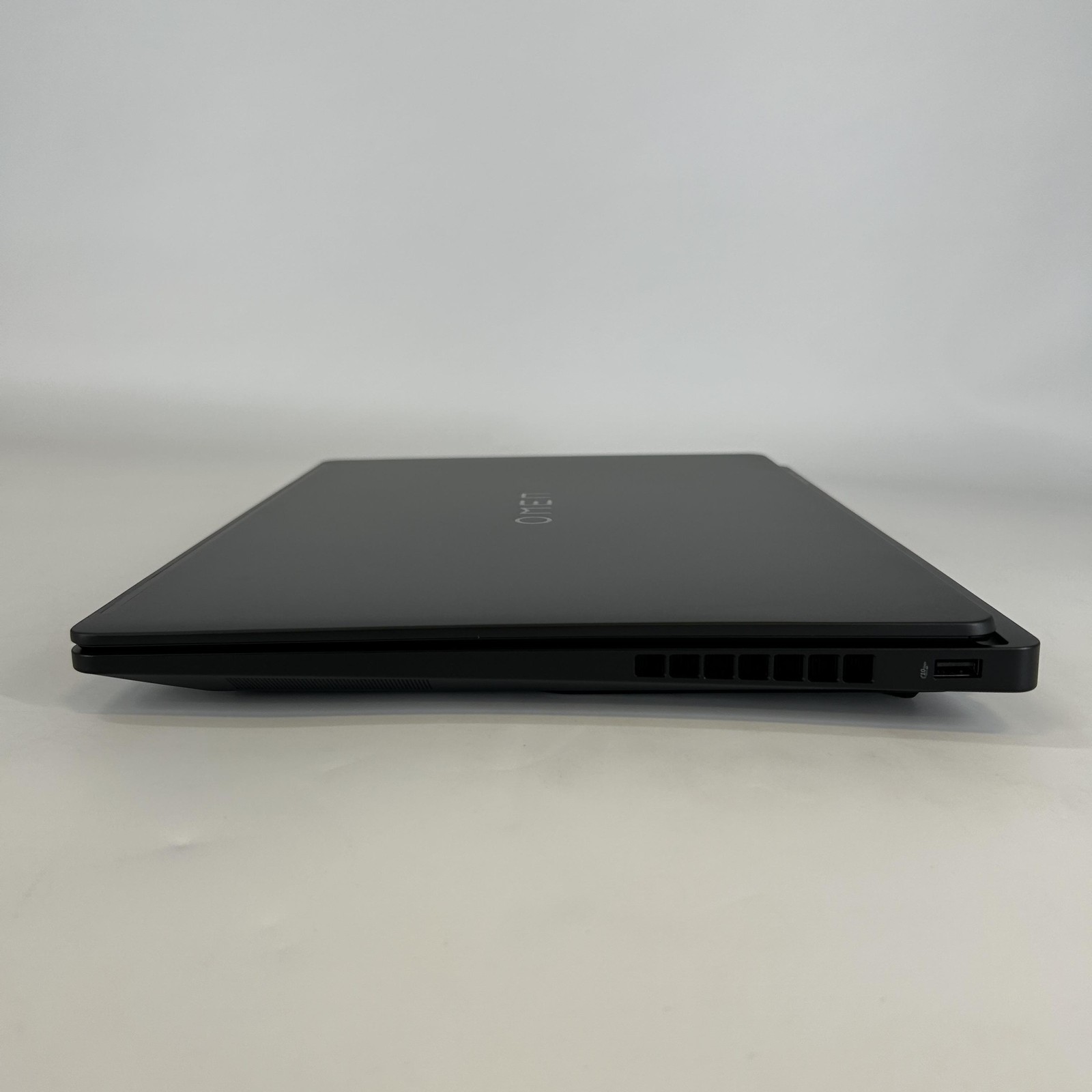 HP Omen Max 16 Black 240Hz QHD+ 2.7 GHz Ultra 9 275HX 32GB 2TB SSD RTX 5080