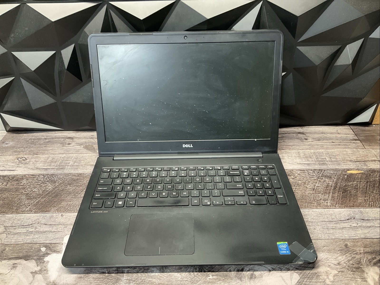 Dell Latitude 3550 / Intel Core i5 4th Gen / Parts Repair / J9