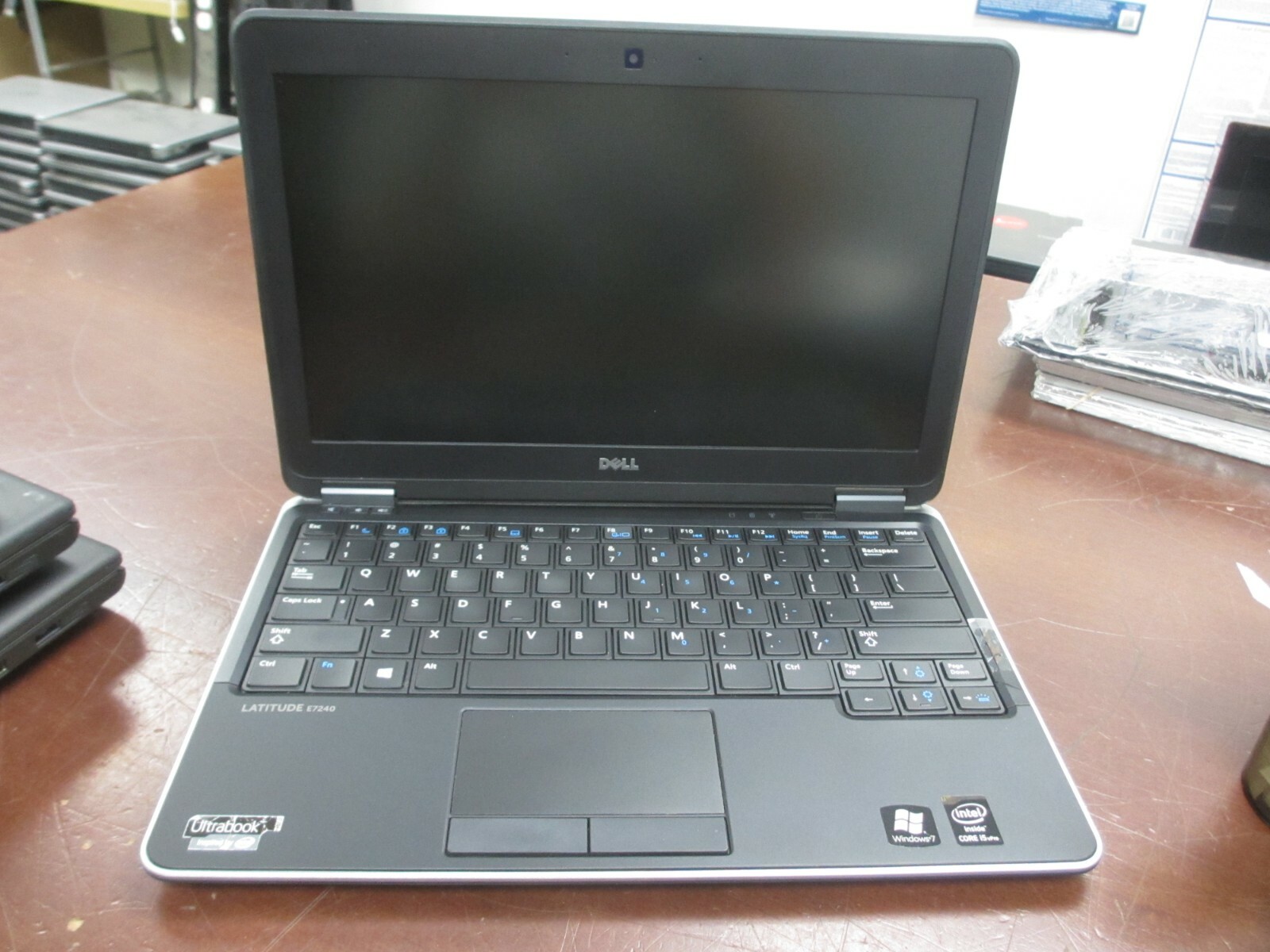 Dell Latitude E7240 I5-4300U 1.9GHz 8GB 128GB M2SSD Linux Web-Cam Laptop w/ AC