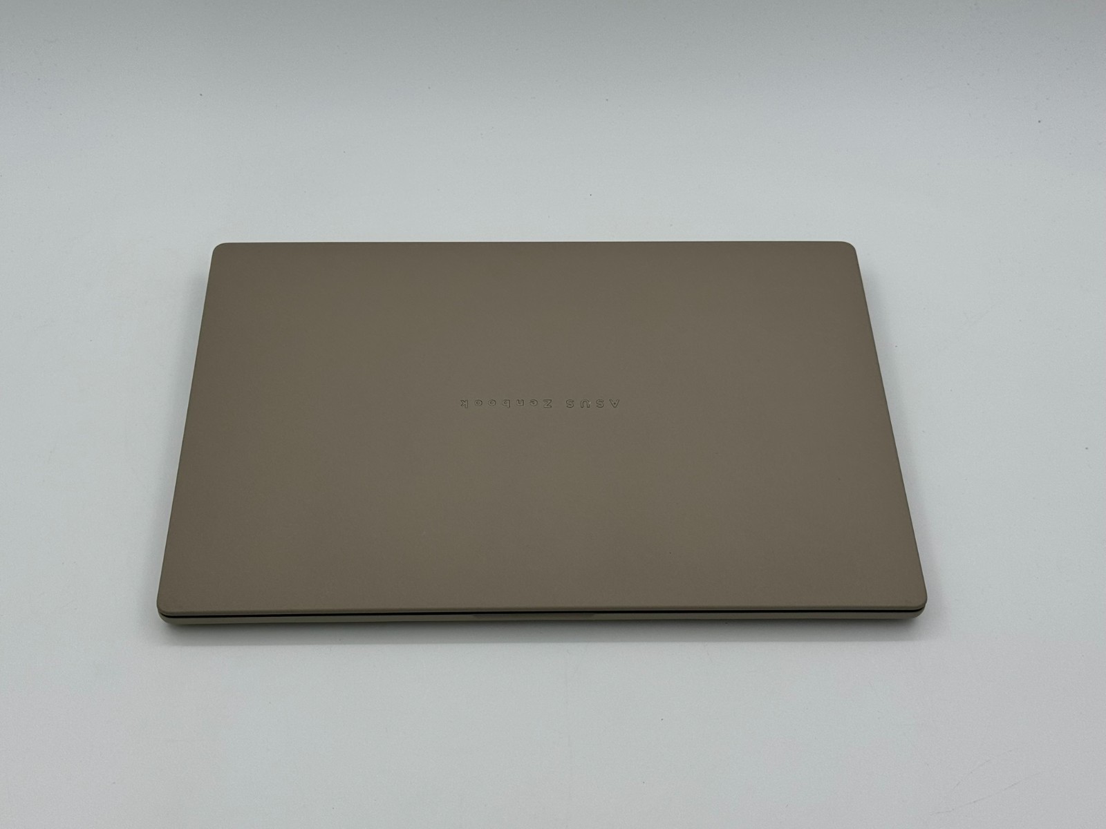 ASUS Zenbook A14 14″ OLED Laptop Snapdragon X Plus 16GB 512GB Copilot+ PC Beige
