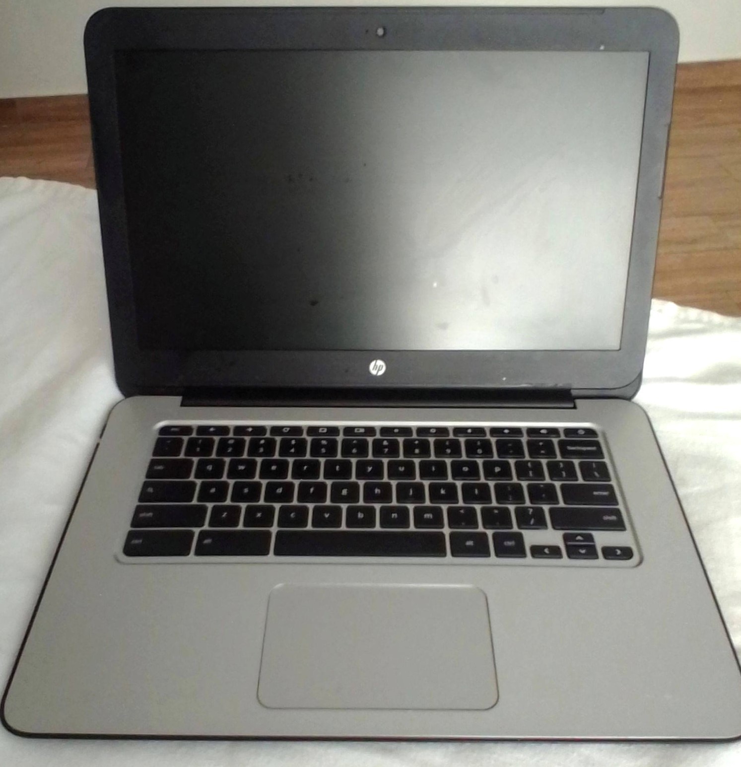 Laptop hp chromebook 14′ perfectly workimg BUT restricted