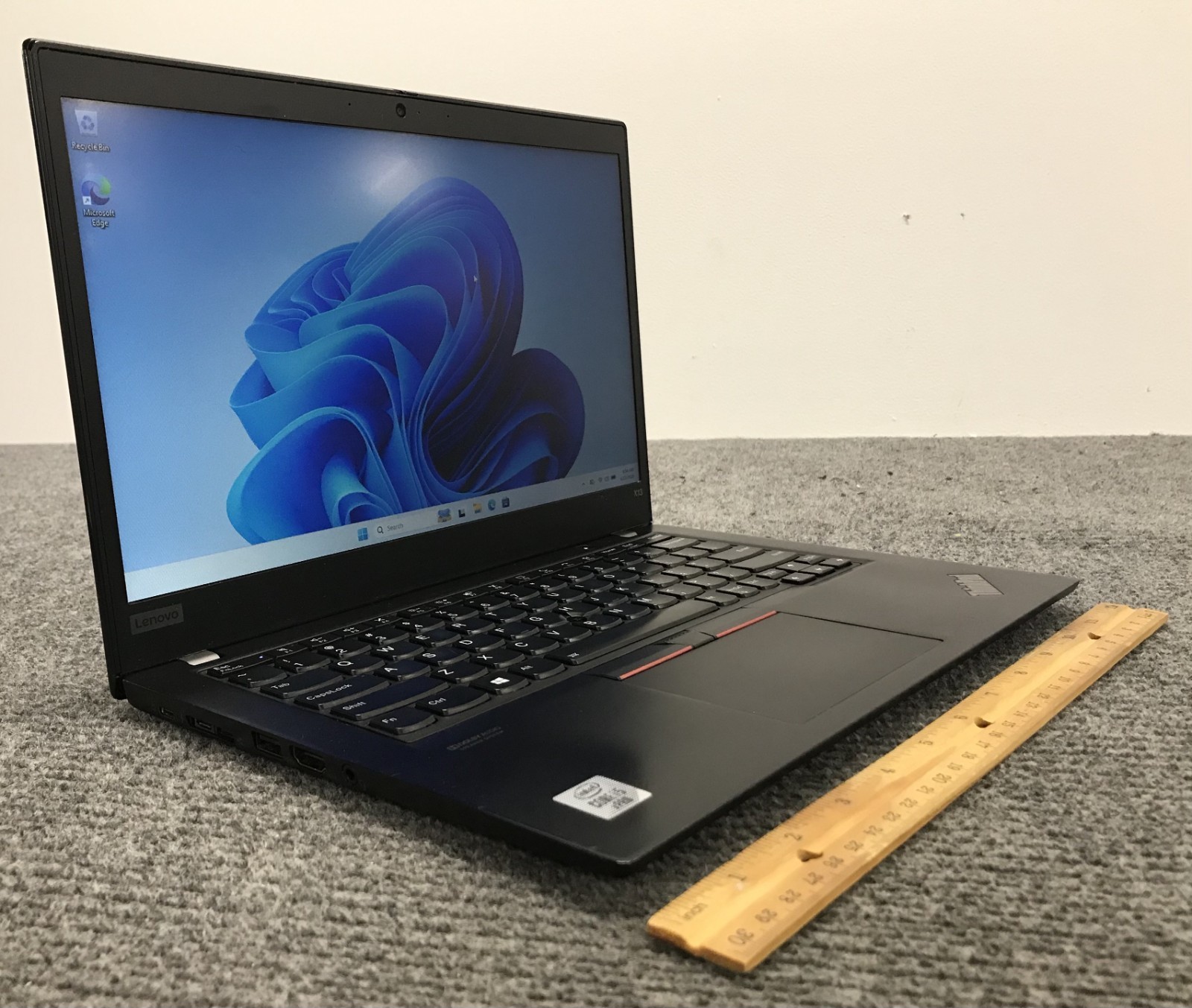 Lenovo ThinkPad X13 Gen 1 13.3″ Laptop i5-10310U 16GB RAM 512GB NVMe, As Is