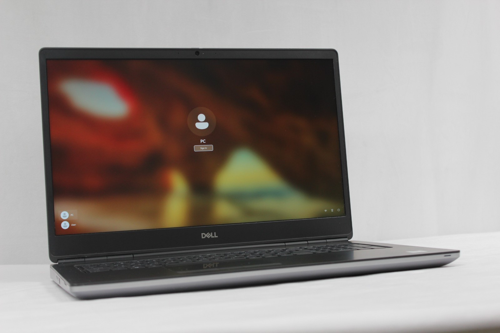 Dell Precision 7750 Laptop i9‑10885H 8‑Core 64GB RAM 2×512GB NVMe SSD NVIDIA RTX