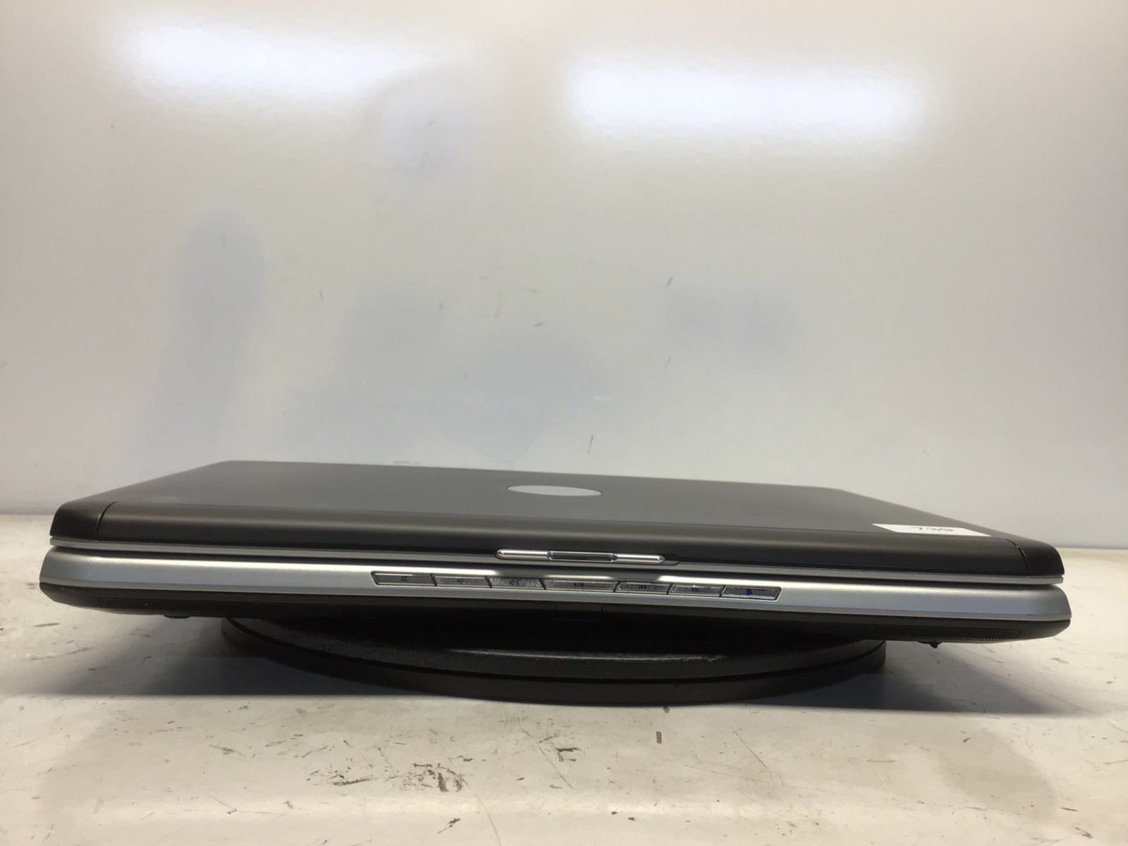 Dell Inspiron 1520 Intel Core 2 Duo 06FD 2GHz 2 GB NO HDD