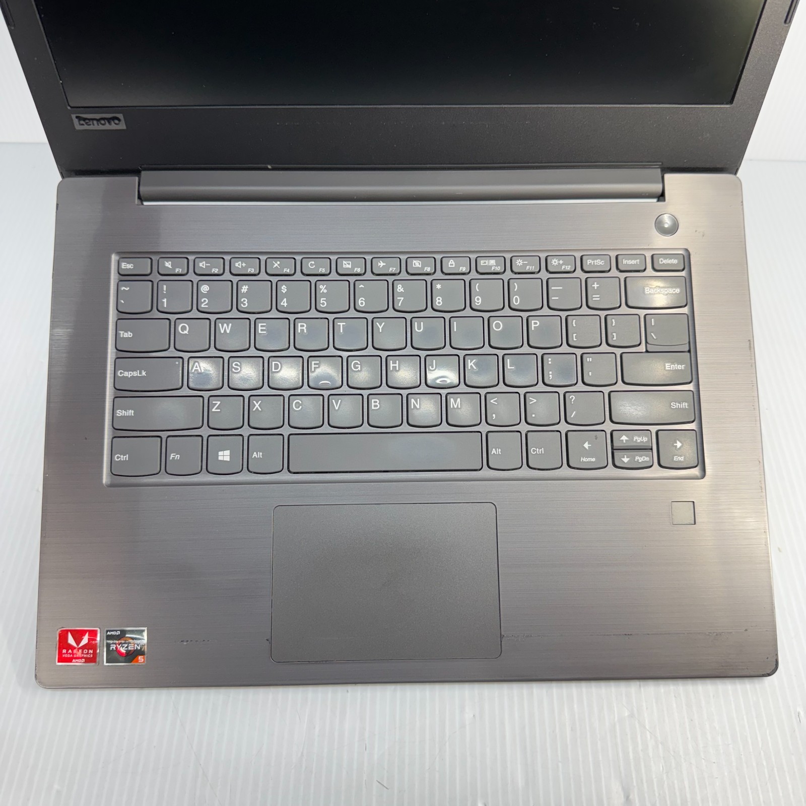 Lenovo V330-14ARR 5 2500U 14″ Windows 11 Laptop 128GB SSD 20GB **WEAR**