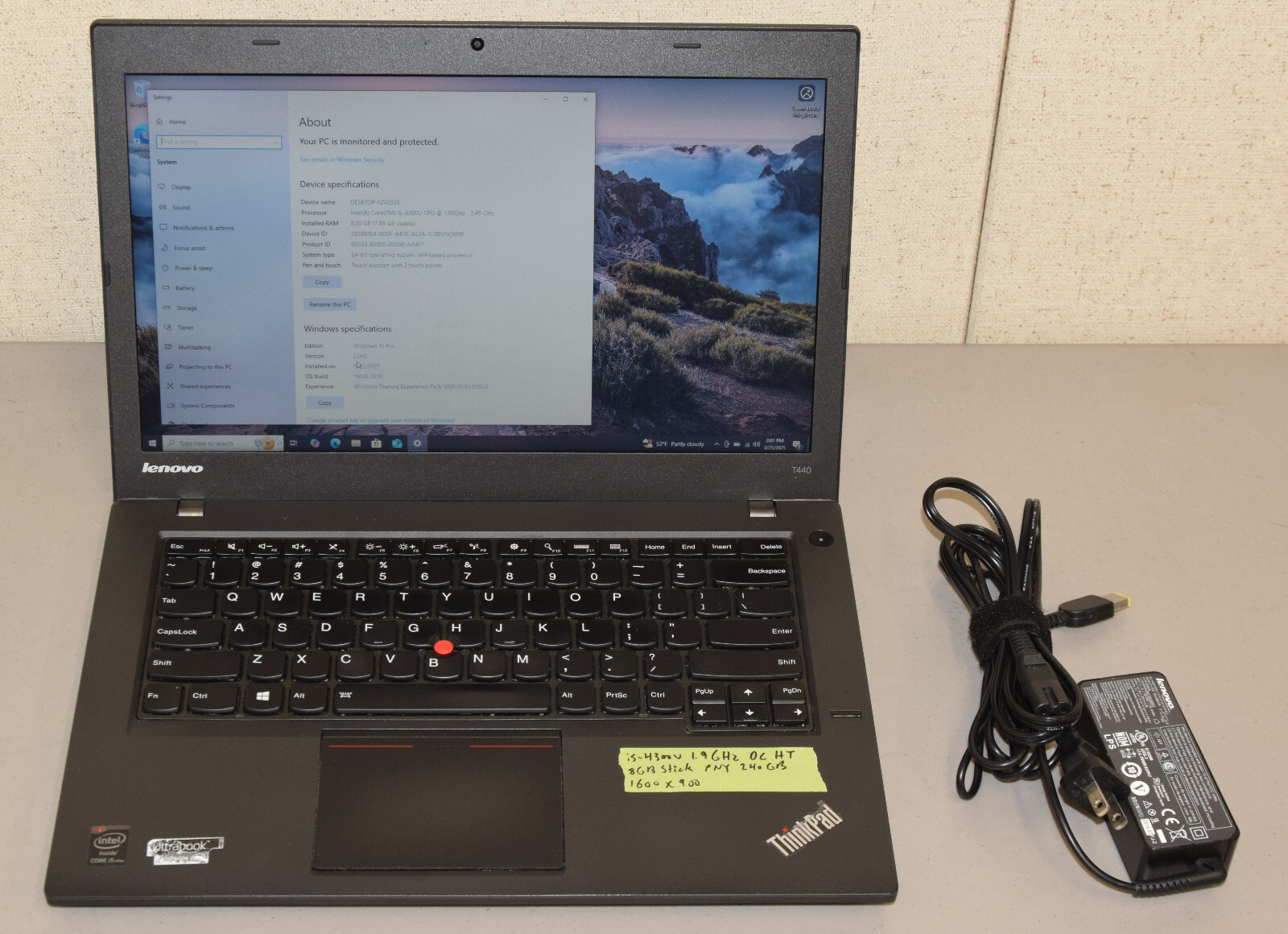 Lenovo Thinkpad T440 14″ Laptop Intel i5-4300U 1.9GHz Dual Core 8GB 240GB Webcam