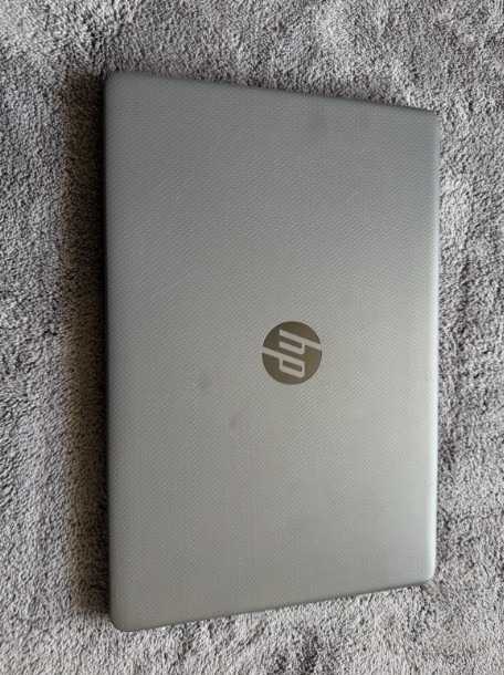 HP 255 G8 15.6 inch (256GB SSD, AMD Ryzen 5 5500U, 2.10GHz, 8GB RAM) Laptop