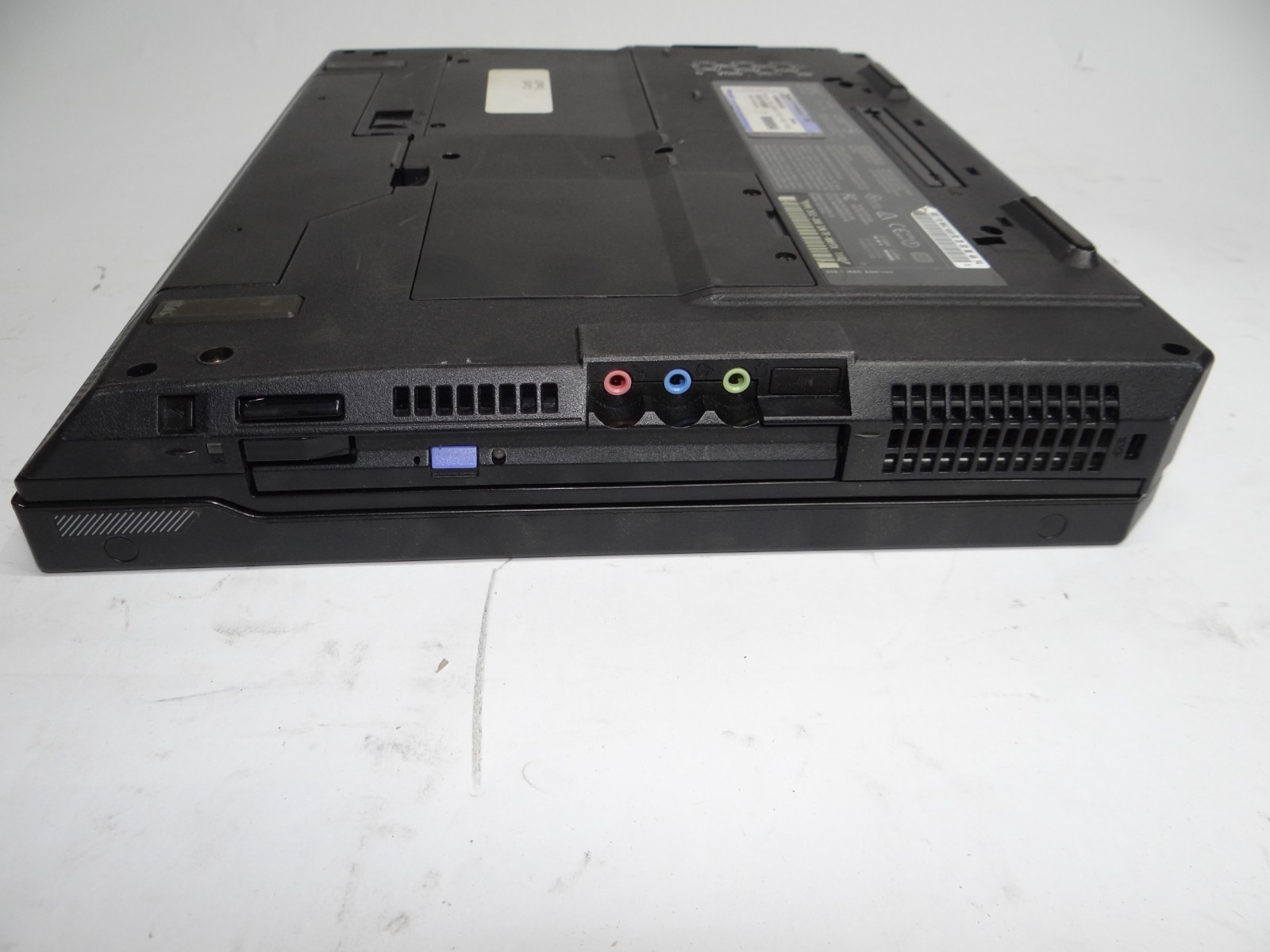 Vintage IBM ThinkPad A31 Type 2652 Laptop Boots to BIOS