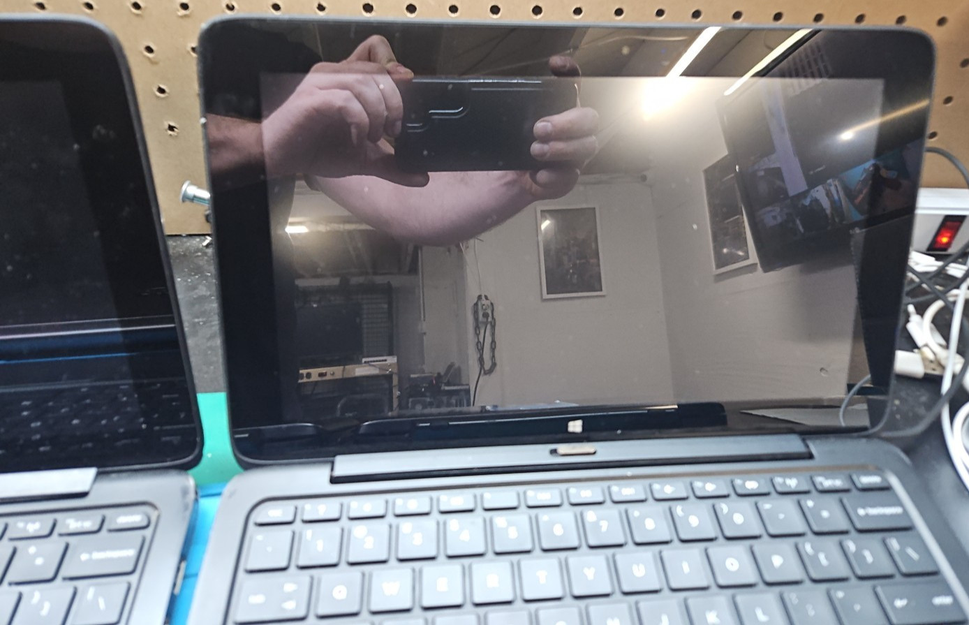 LOT 4 HP Pro x2 410 G1 11.6″ i5-4202Y 1.6GHz 4GB 2-in-1 Laptops FOR PARTS AS IS