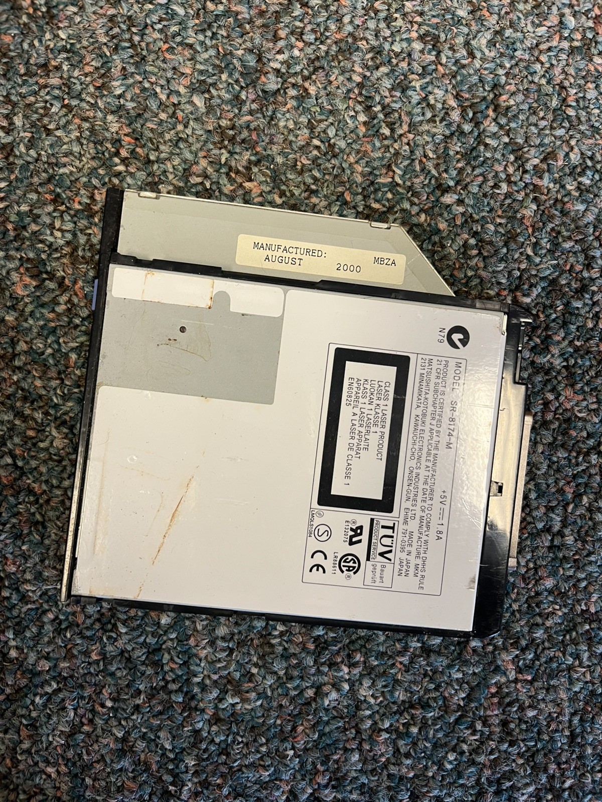Vintage IBM ThinkPad T20 Series (Type 2647) – Untested – AS-IS for Parts/Repair