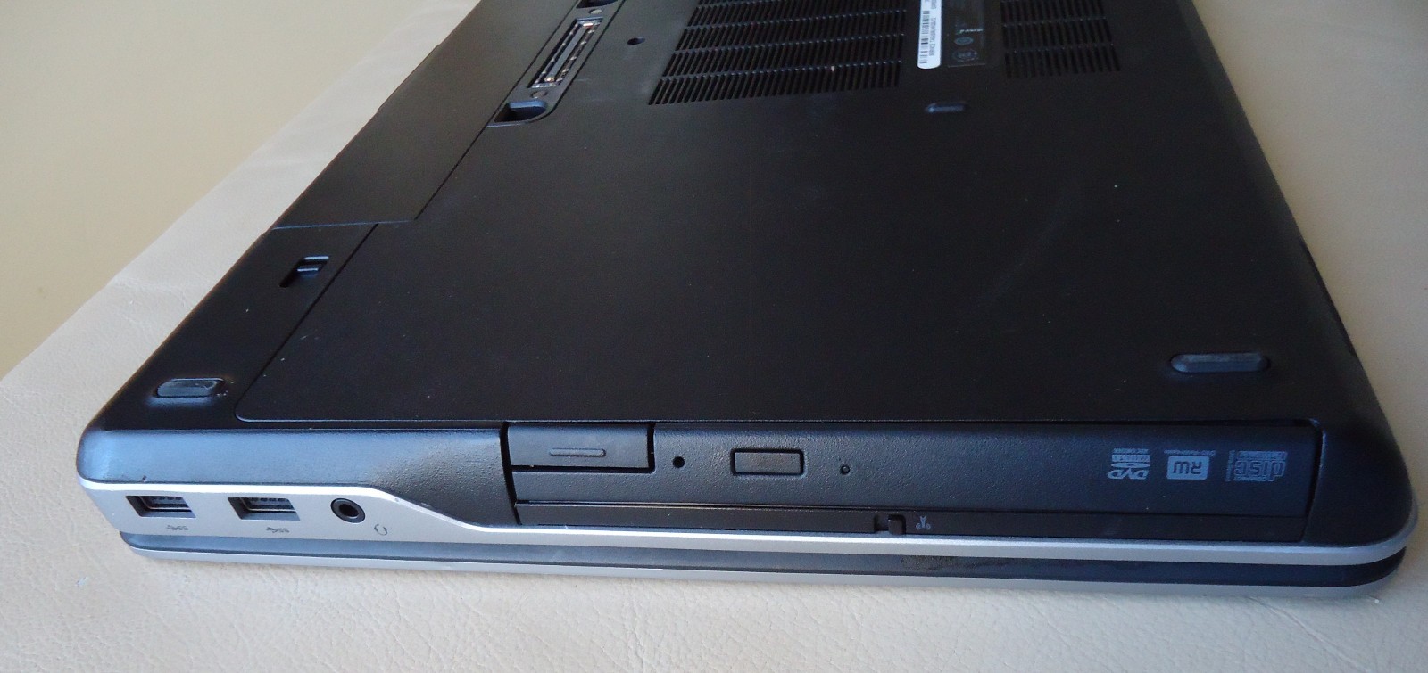 Dell Latitude E6540 15.4 Core i7-4810MQ 4GB 2.80GHz 500GB Windows 7 MS Office