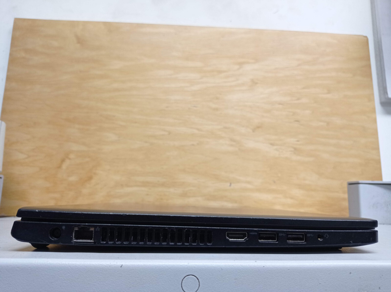 Dell Latitude 3560 Pentium 3825U 1.9 GHz 8GB RAM 500GB HDD 15.6″ w/Charger Win11