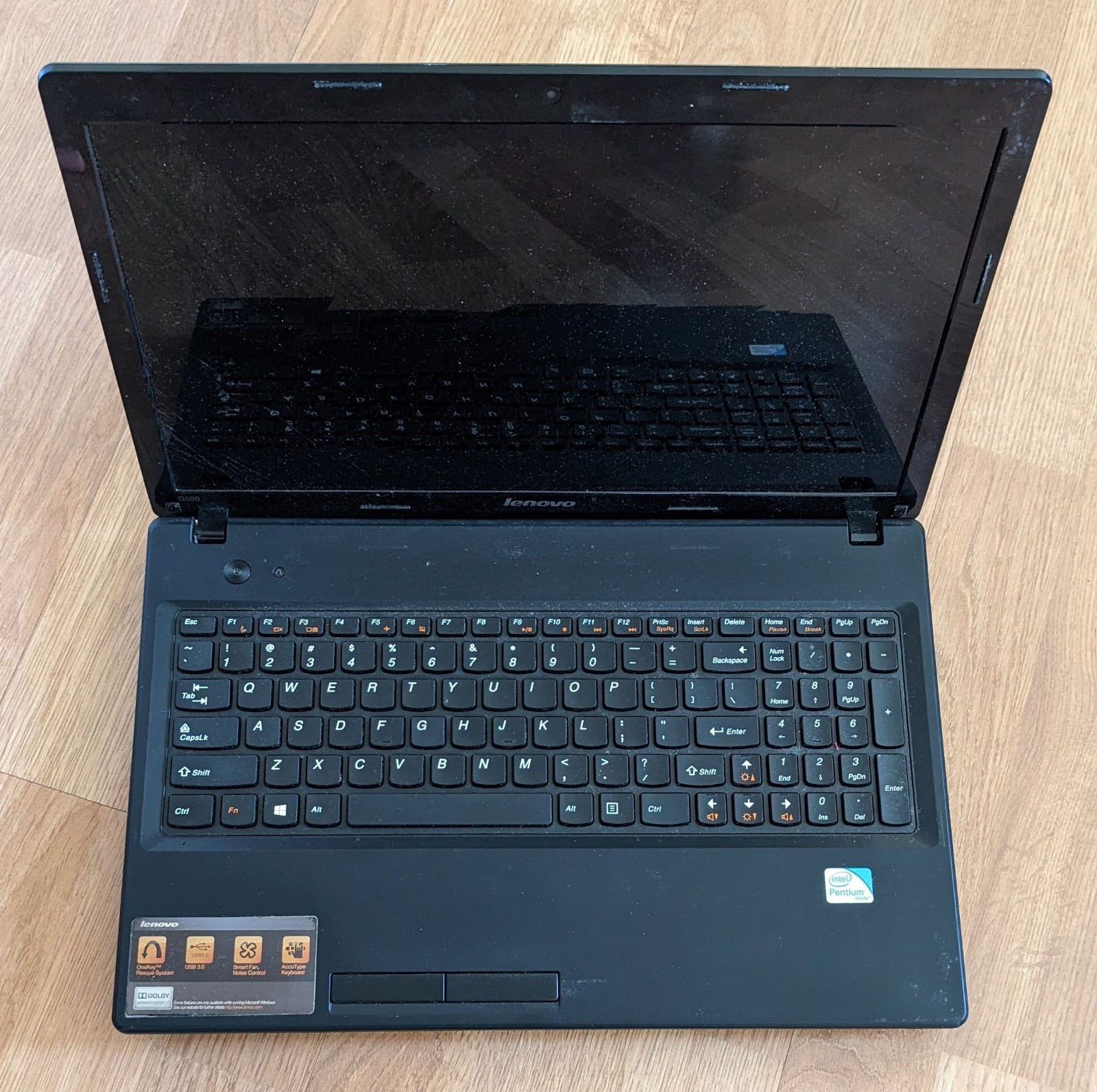 BROKEN SCREEN – Lenovo G580 15.6″ Intel Pentium Processor | For Parts