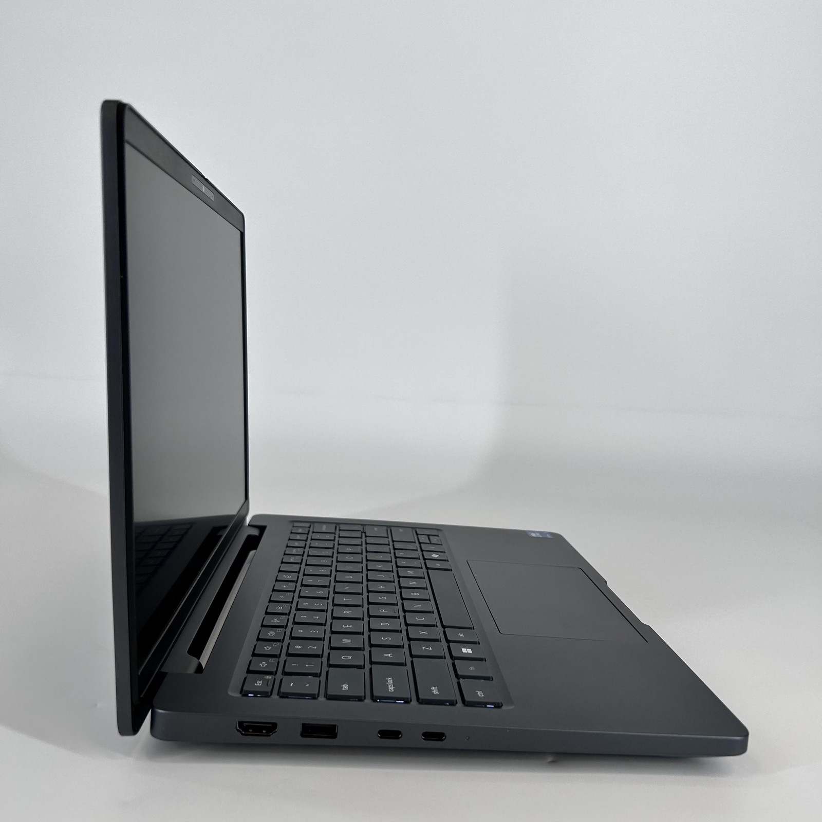 Dell Pro Max 14 MC14250 FHD+ 2.0 GHz Ultra 7 255H 16GB 512GB SSD Excellent