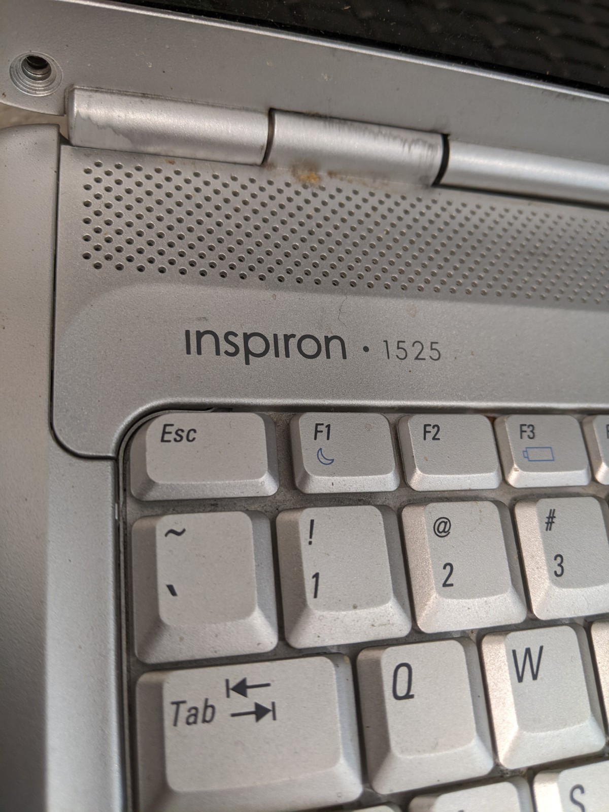 Dell Inspiron PP29L 15.4” Laptop Scraps/Salvage