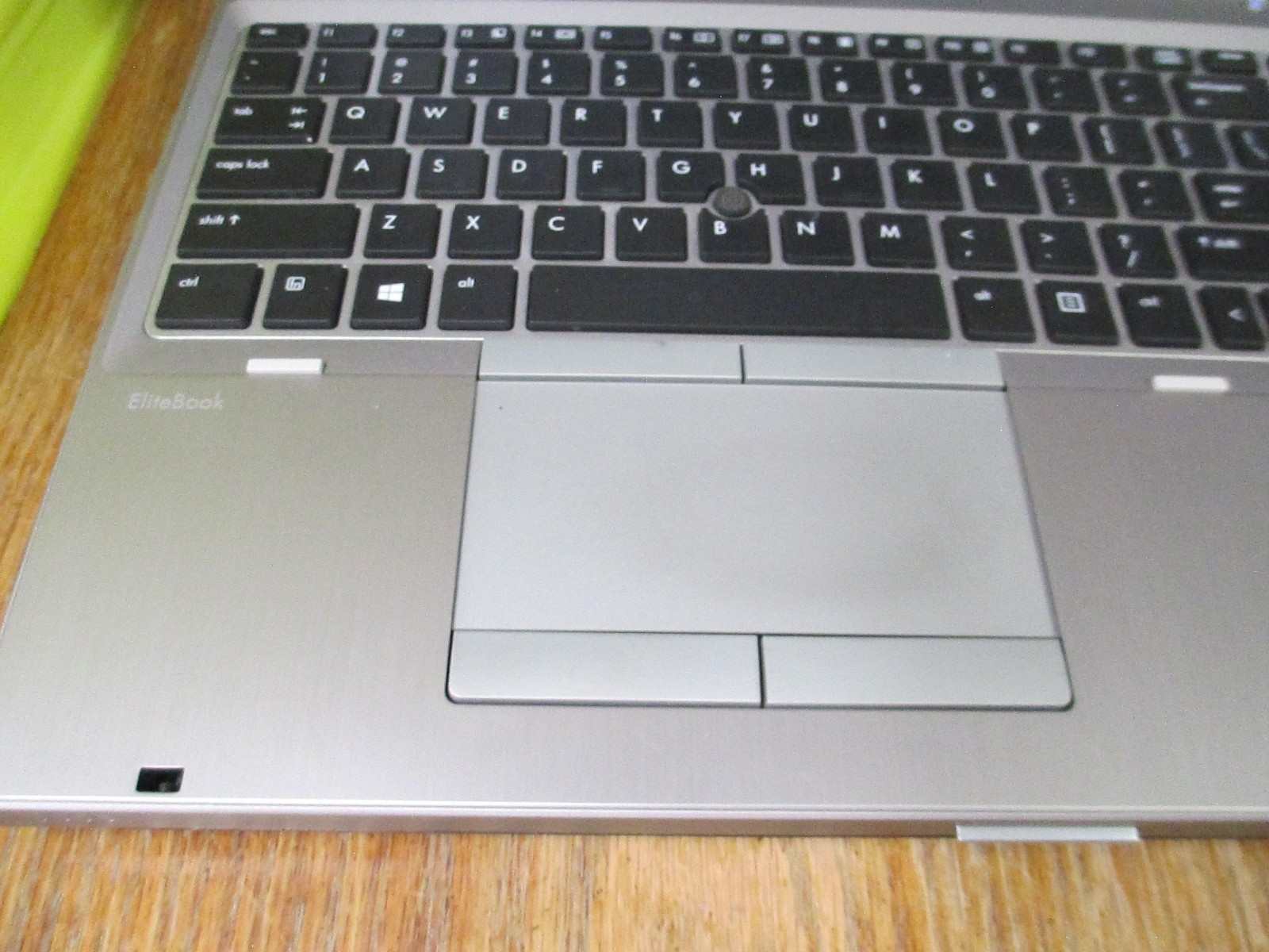 HP Elitebook 8570p Laptop/2.6GHz /4GB Ram/500GB HDD/WebCam/DVD (WORKING) *Nice