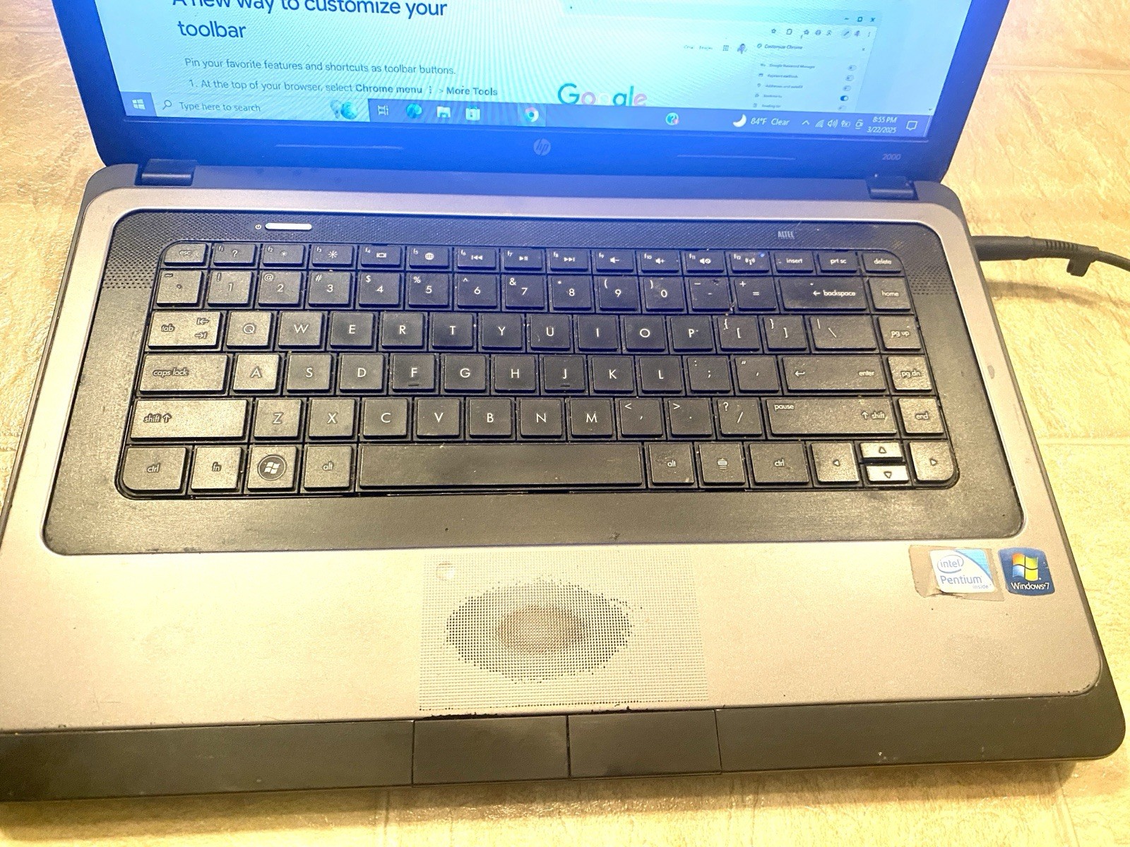 HP 2000 AMD 4GB Ram Laptop Intel Pentium CPU B950 —SEE SPECS