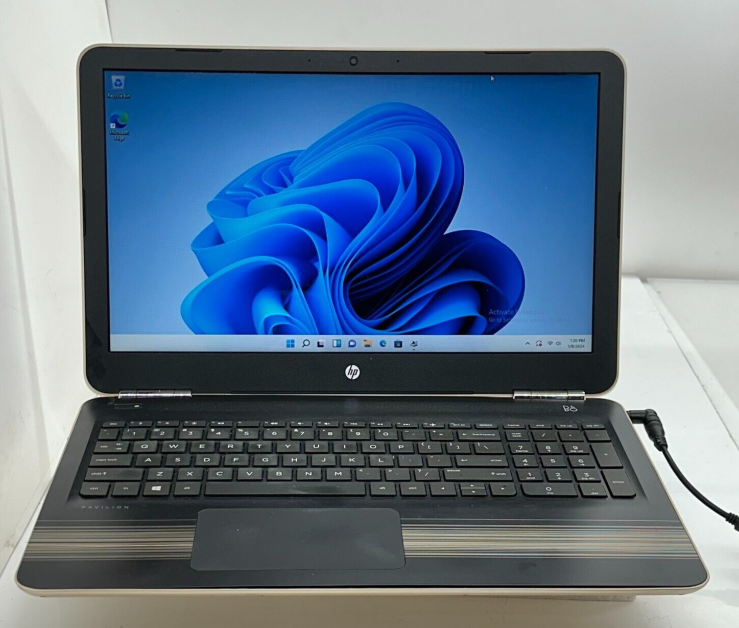 HP PAVILION15-AW003CY AMD A9-9410 RADEON R5@2.90GHz 6GB RAM 1TB HDD WIN-11P*READ