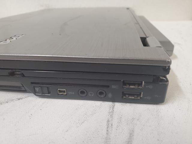 Dell Latitude E6510 Intel Core i3 M 370 2.4GHz 4096MB Laptop No HDD Case Damage