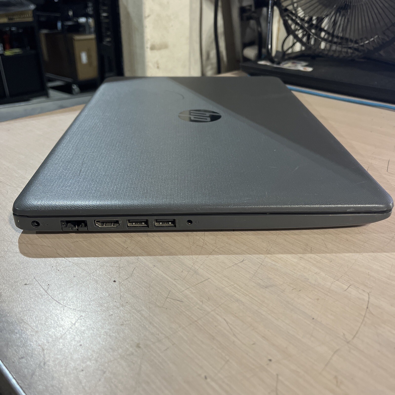 HP 255 G7 NOTEBOOK AMD A6-9225 RADEON 8GB RAM NO HD ;