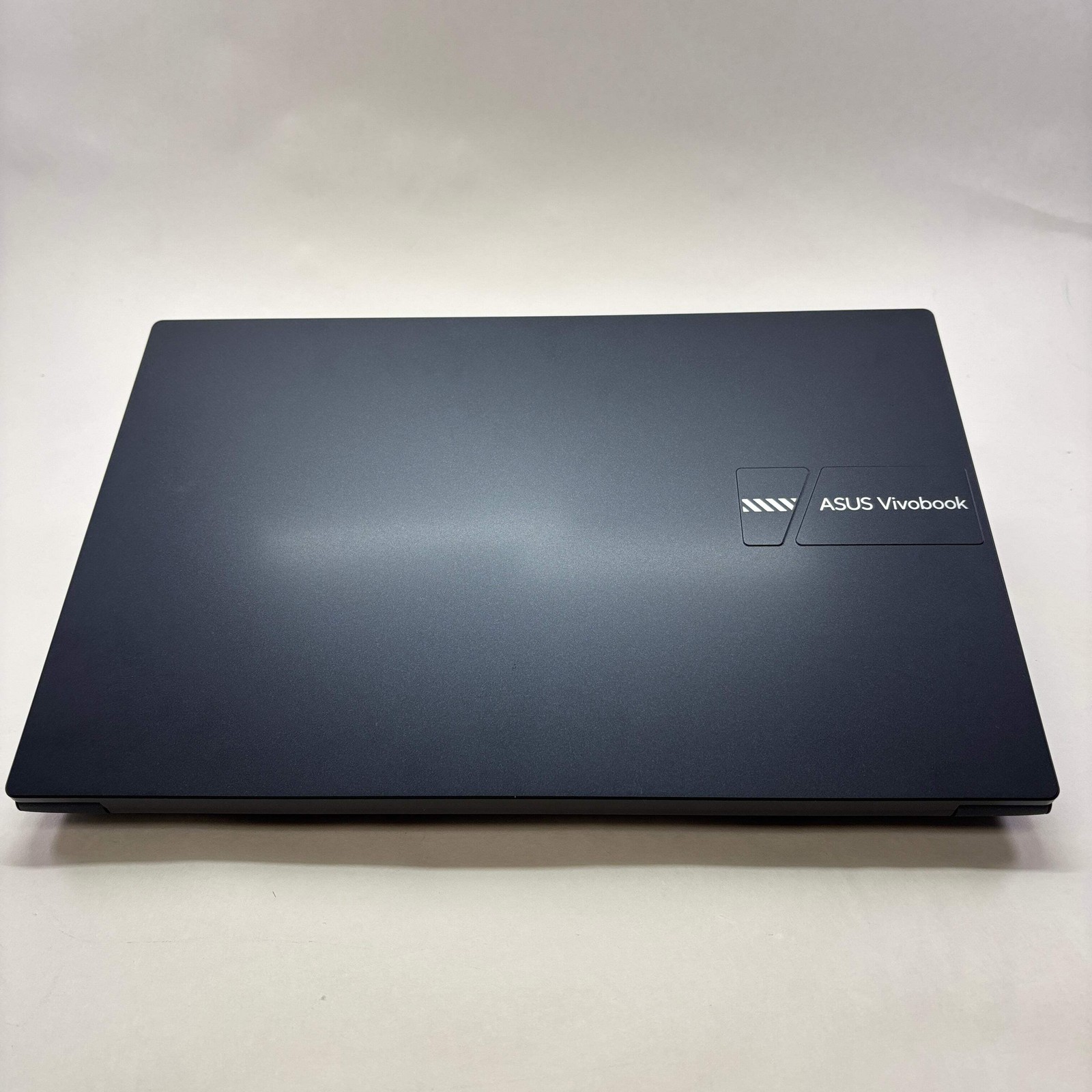 Asus Vivobook 14 X1404V 14″ i3-1315U 1.2GHz 250GB SSD