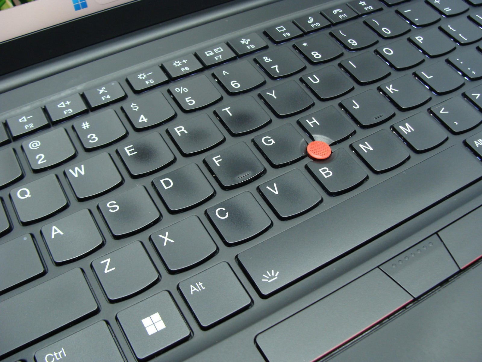Lenovo ThinkPad X1 Carbon Gen 10 14″WUXGA i7-1255U 1.7GHz 16GB 512GB W11Pro +PA
