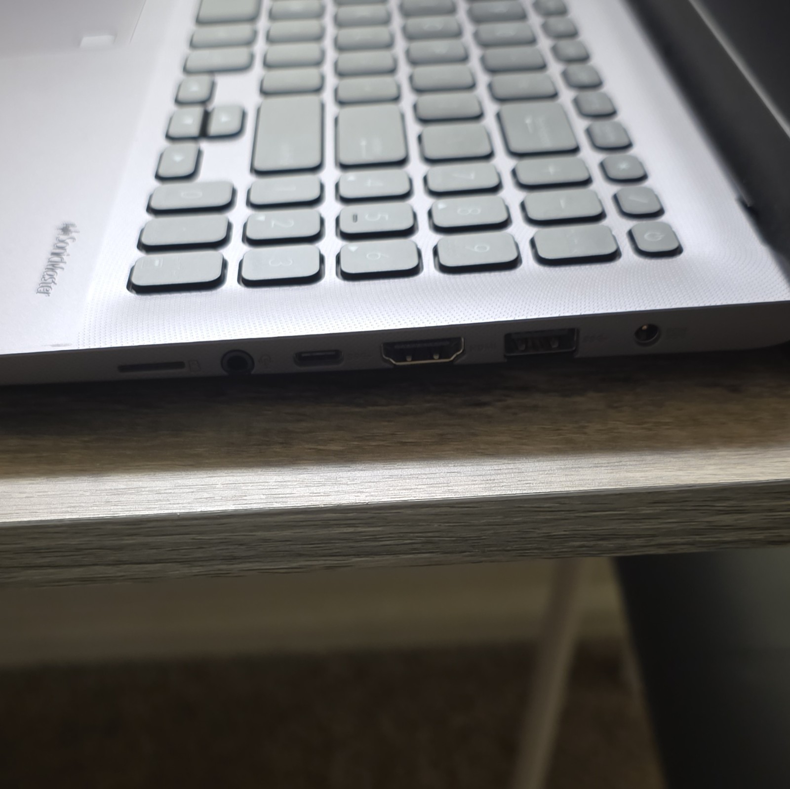 ASUS VivoBook 15.6in Gray i3-1005G1 8GB SSD Windows Fingerprint