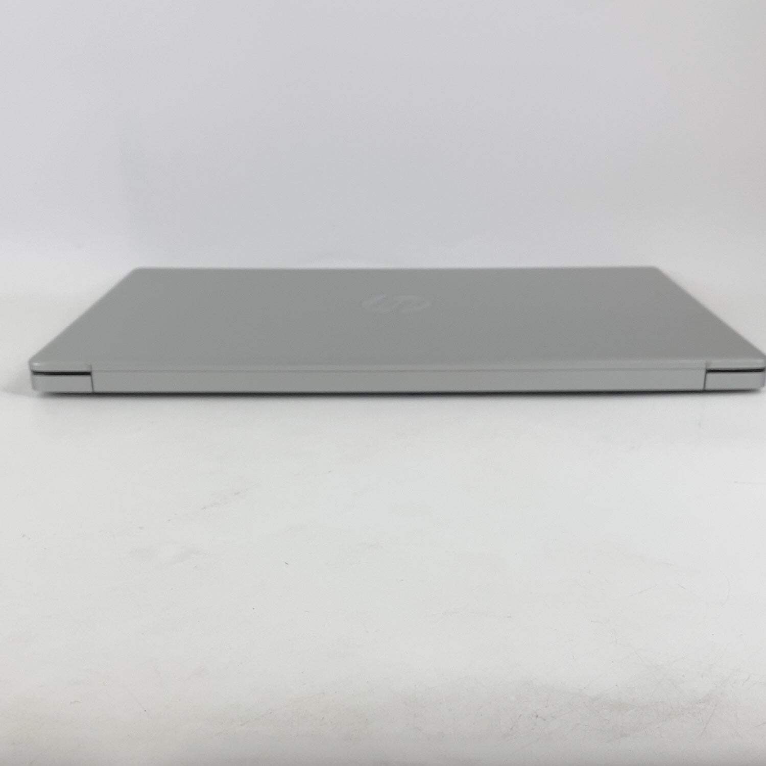 HP Laptop 17-CN4153CL 17.3″ Core 5 120U 1.4GHz 16GB RAM 1TB SSD