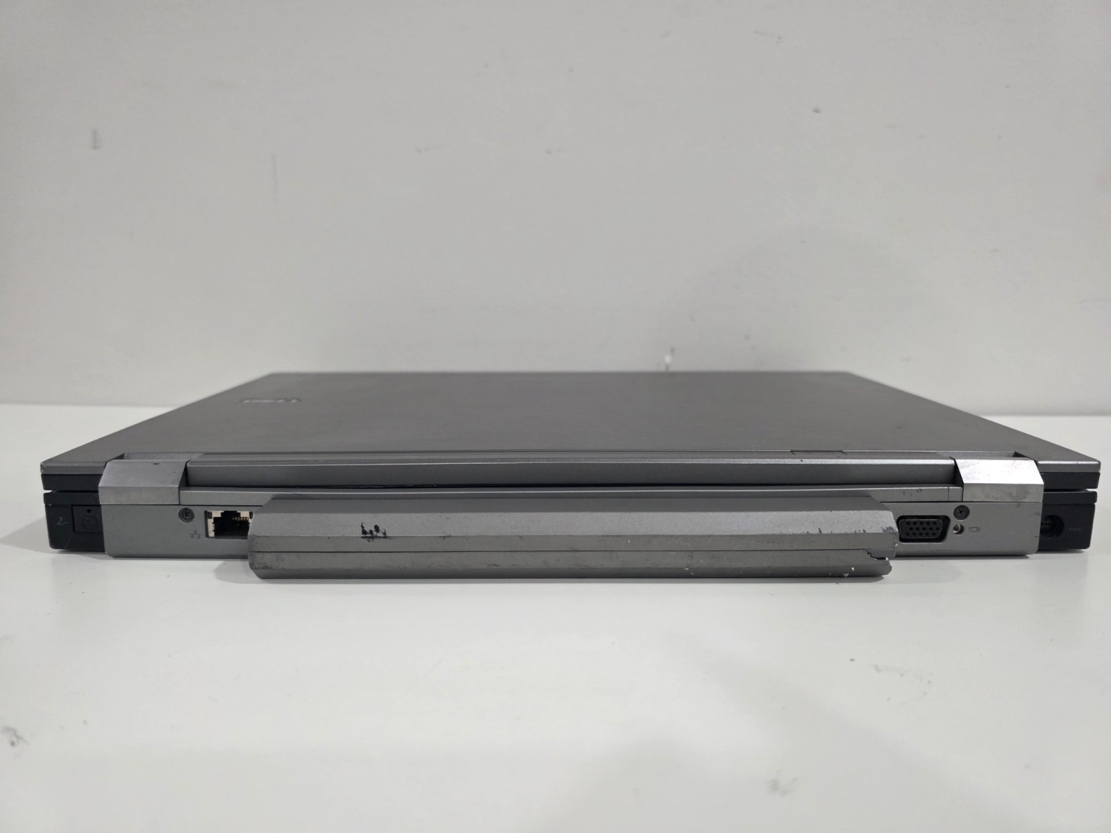Dell Latitude E6510 Intel Core i5 CPU M 520 4GB Webcam