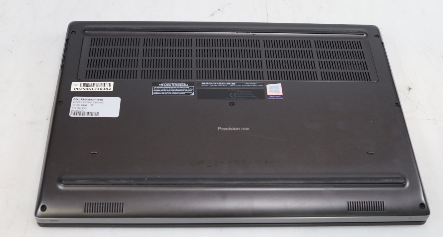 Dell Precision 7540 15.6″ Intel Xeon E-2276M 16GB 512GB SSD Quadro RTX 3000 Win