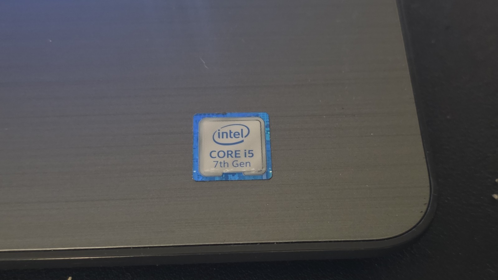 Dell Inspiron 15 5000 Series 15.6″, Intel Core i5 7th Gen 2.5 GHz. NO HDD or SSD