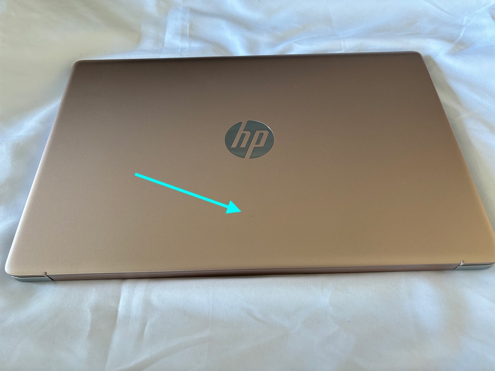 HP 17-cn0445nr – Win11, 4GB RAM, 17.3”, Lightly Used, Excellent Condition, Gold