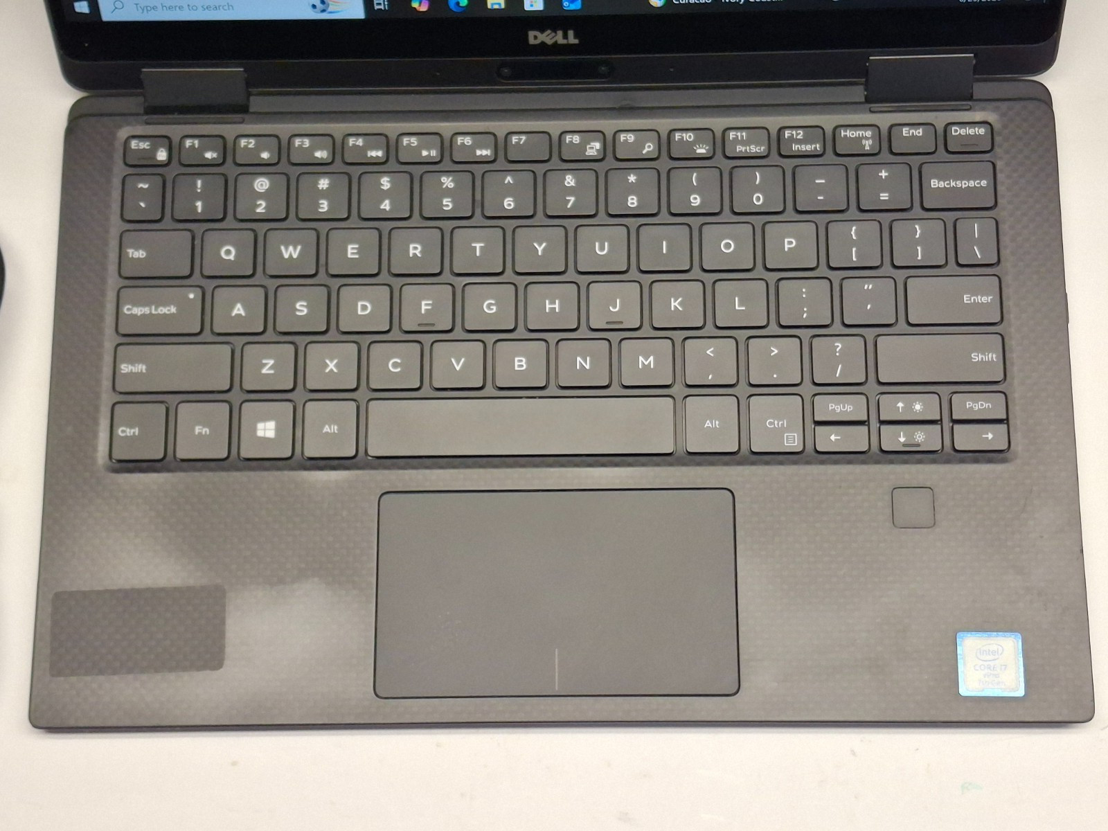 Dell XPS 13 9365 (2-in-1) QHD+ TOUCH i7-7Y75 1.30GHz 16GB 256GB SSD AC Adapter