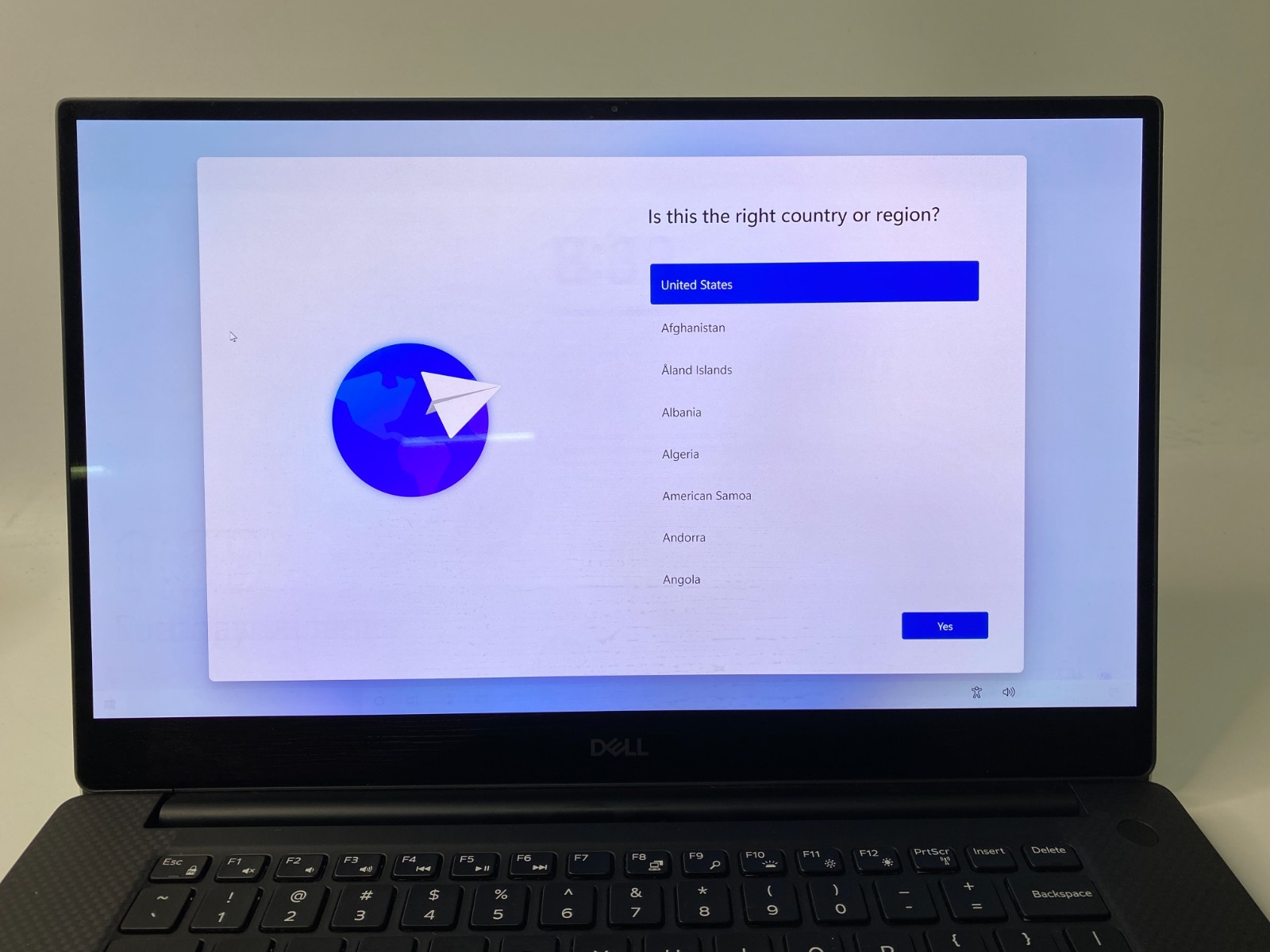 Dell XPS 15 7590 QHD OLED i7-9750H 32GB DDR4 1TB m.2 GTX 1650 Win11P- Burn In