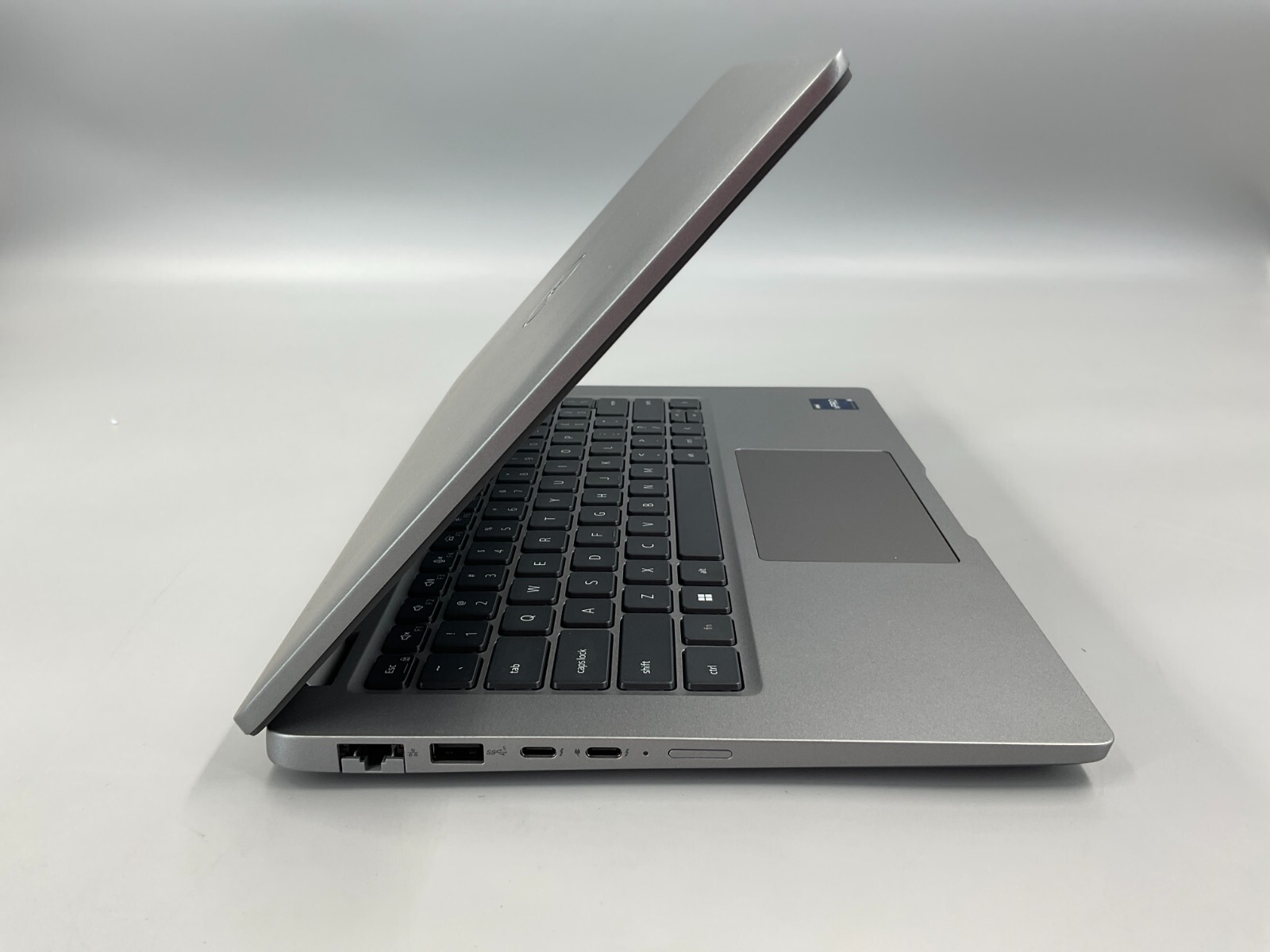 Dell Mobile Precision 3480 i5-1335U 16GB 256GB BT5.2 WiFI6E 14F W11P 2H58M ✅❤️️✅