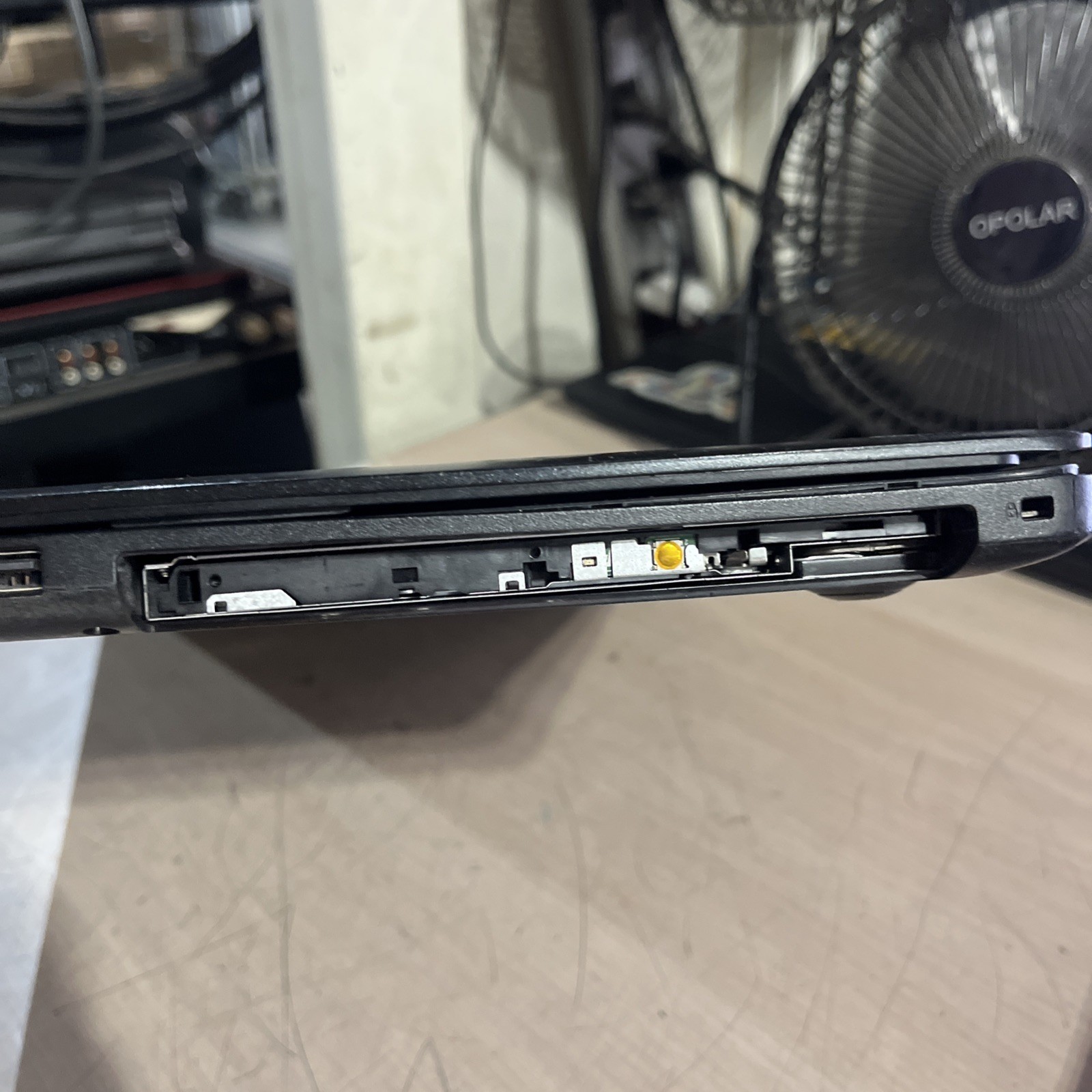 DELL INSPIRON 5570 INTEL CORE I3-8130U 2.20GHZ 12GB RAM NO HD