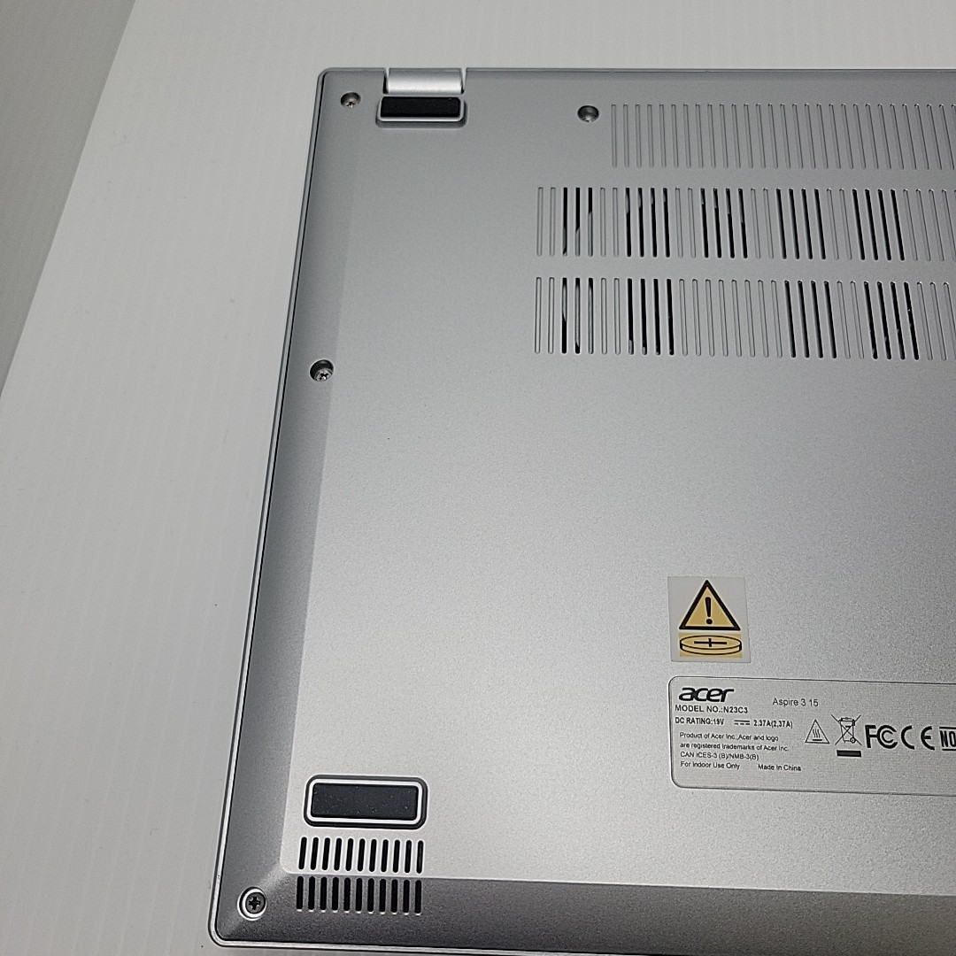Acer Aspire 3 15 A315 Ryzen 5 7520U 2.8GHz 16GB Ram 512GB SSD Win 11 Home