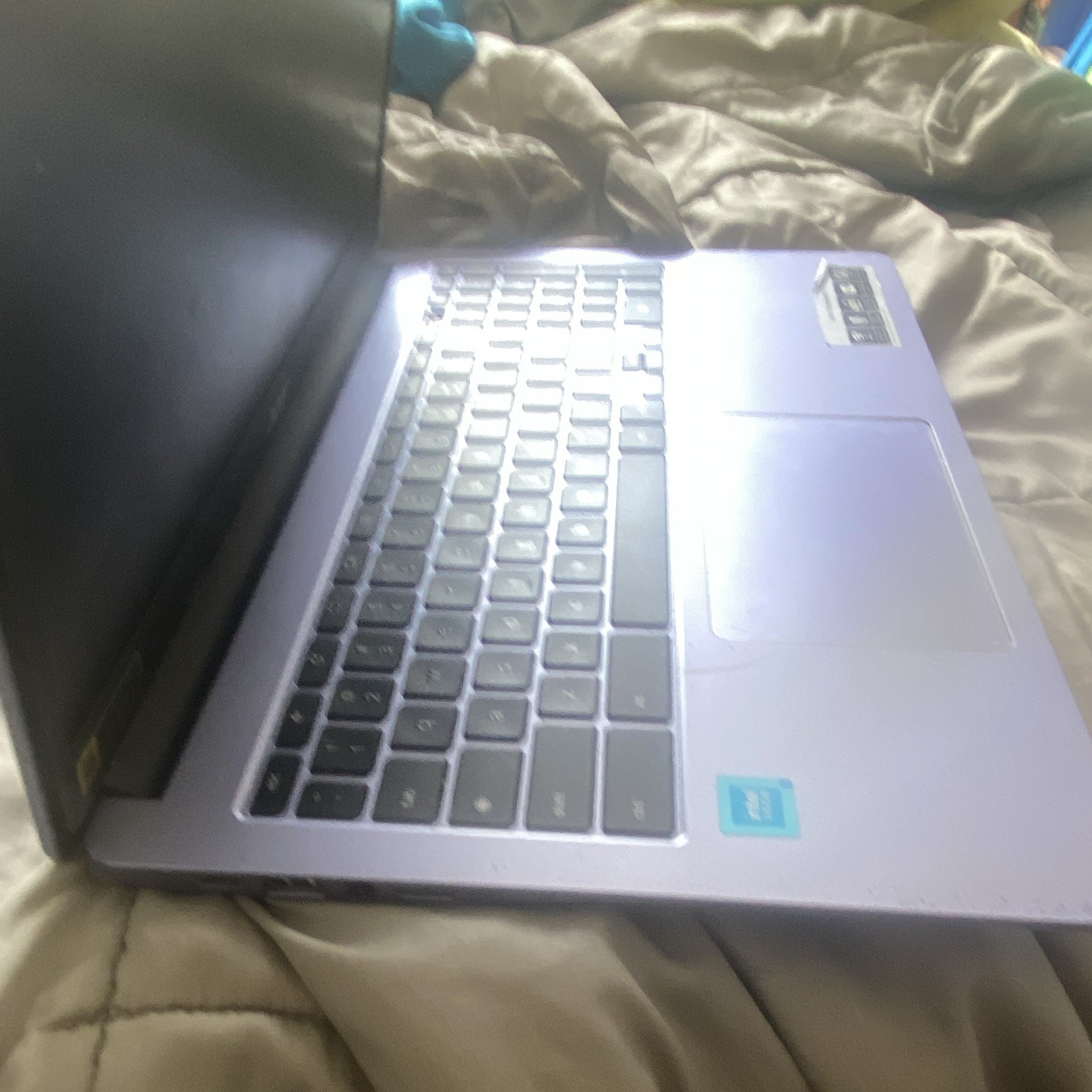 Acer Chromebook 15.6″ Intel Celeron Laptop Chrome OS Silver Wi-Fi Webcam