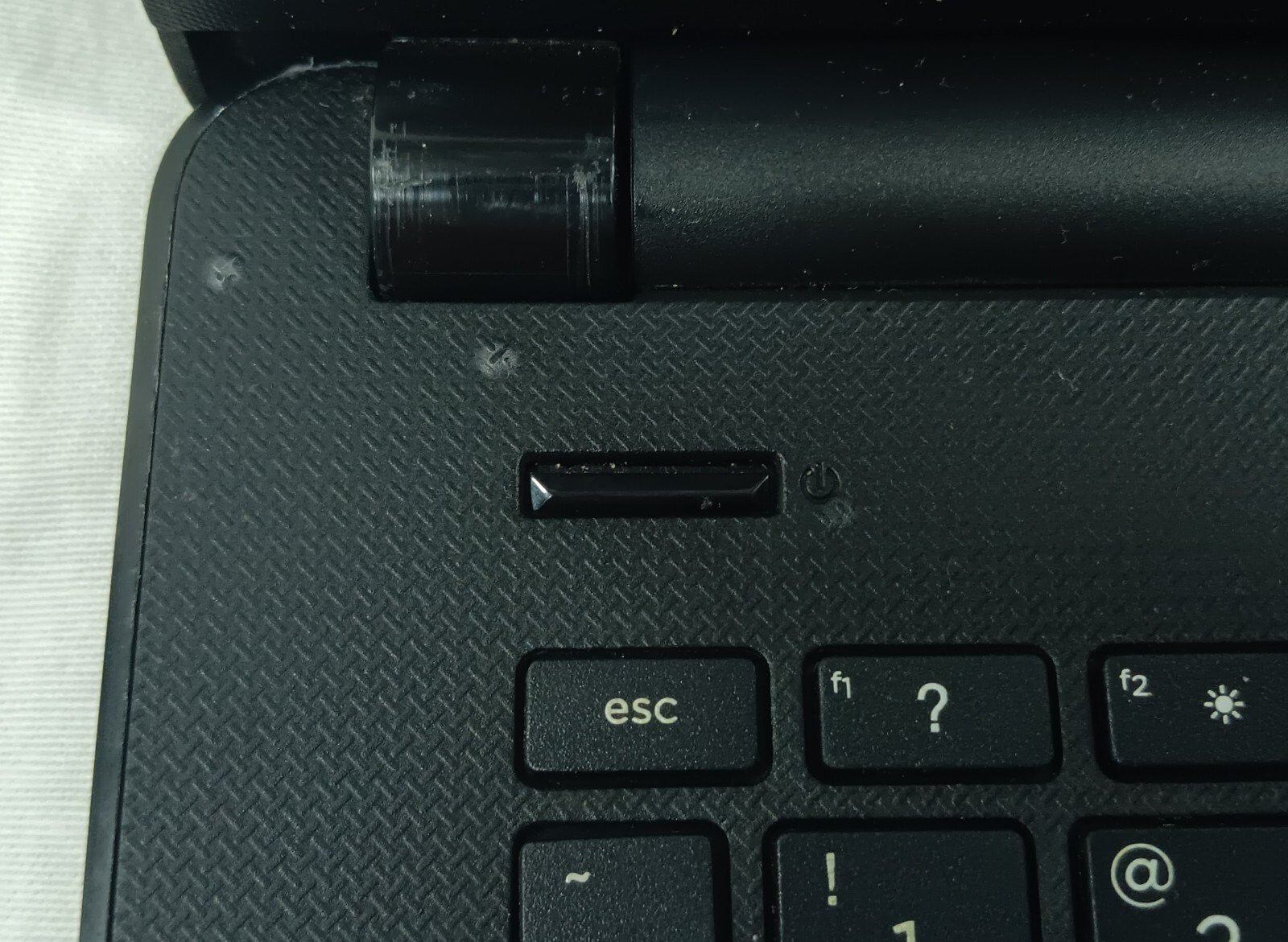 *AS-IS* HP 14-BW066NR Laptop Notebook (AMD E2-9000E, 4GB RAM, 500GB HDD) 34897-2